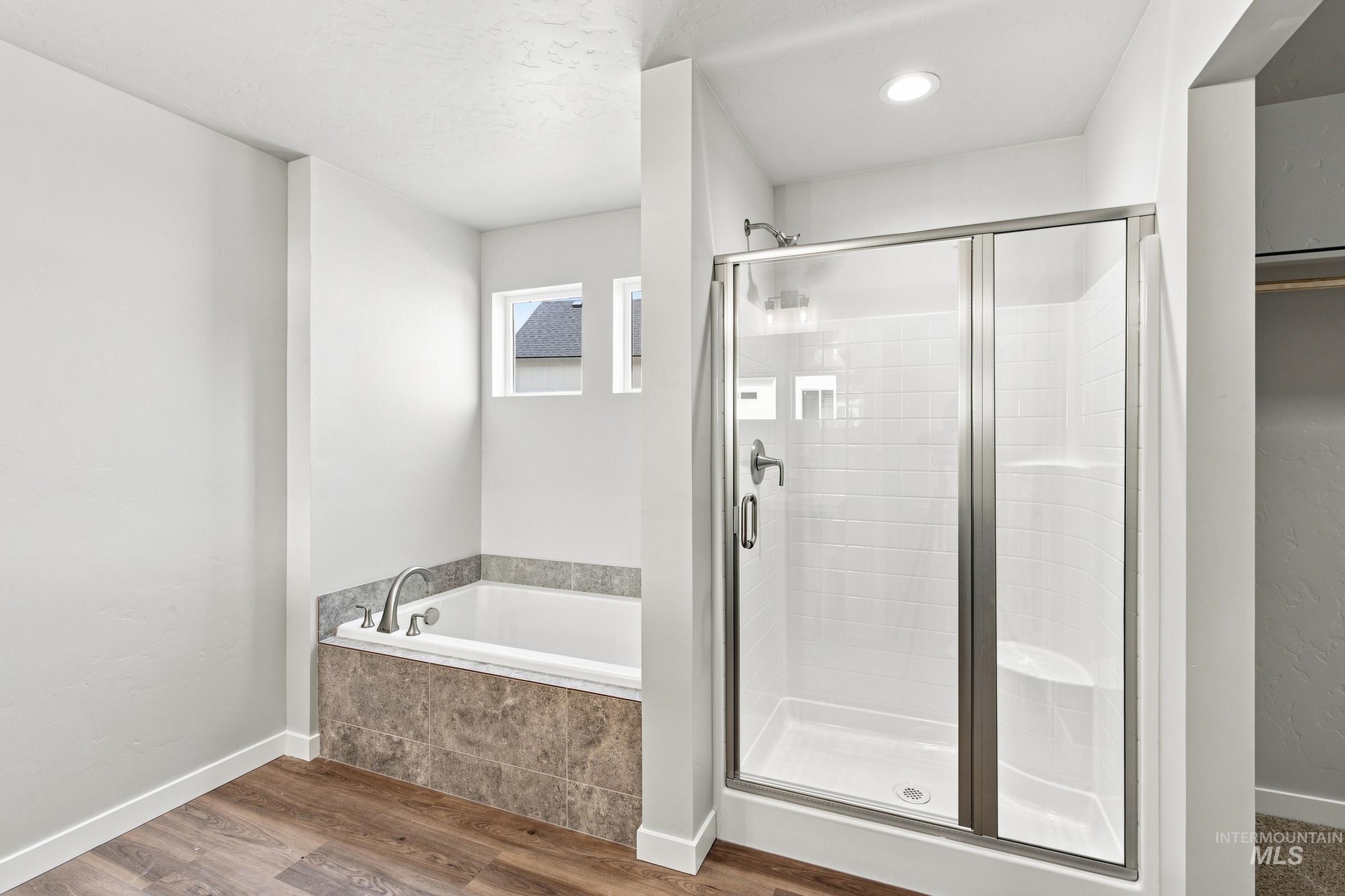 3516 E Jamestown Dr, Nampa, Idaho 83686, 5 Bedrooms, 2.5 Bathrooms, Residential For Sale, Price $510,990,MLS 98992080