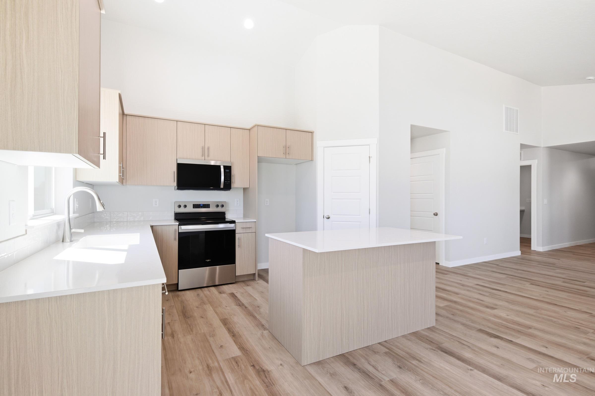 12817 Decatur St, Nampa, Idaho 83651, 4 Bedrooms, 2 Bathrooms, Residential For Sale, Price $444,990,MLS 98992085