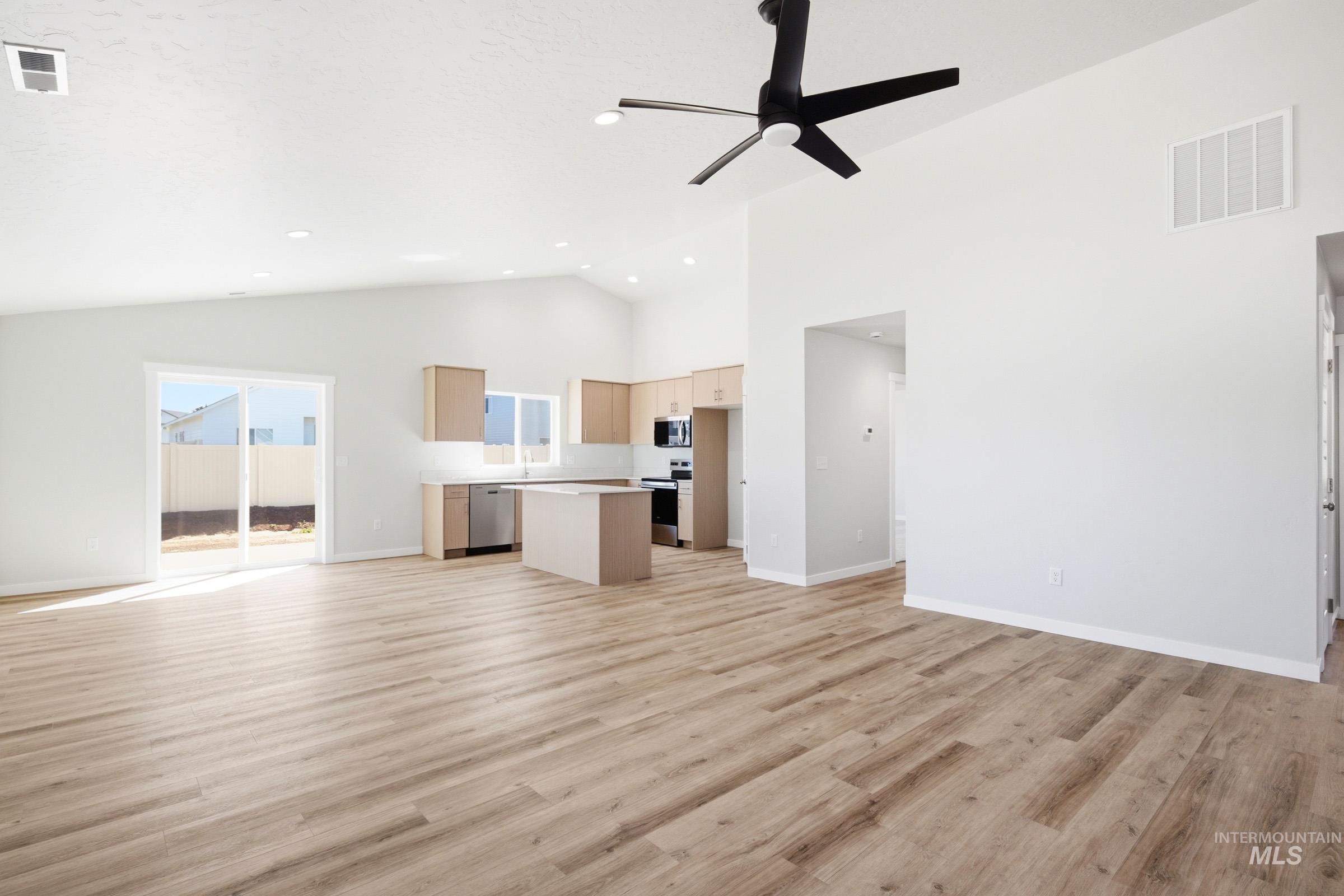 12817 Decatur St, Nampa, Idaho 83651, 4 Bedrooms, 2 Bathrooms, Residential For Sale, Price $444,990,MLS 98992085