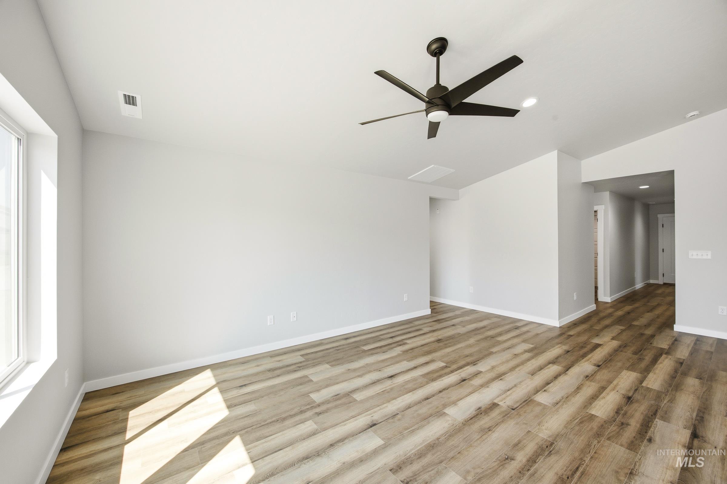 12805 Decatur St, Nampa, Idaho 83651, 3 Bedrooms, 2 Bathrooms, Residential For Sale, Price $429,990,MLS 98992086