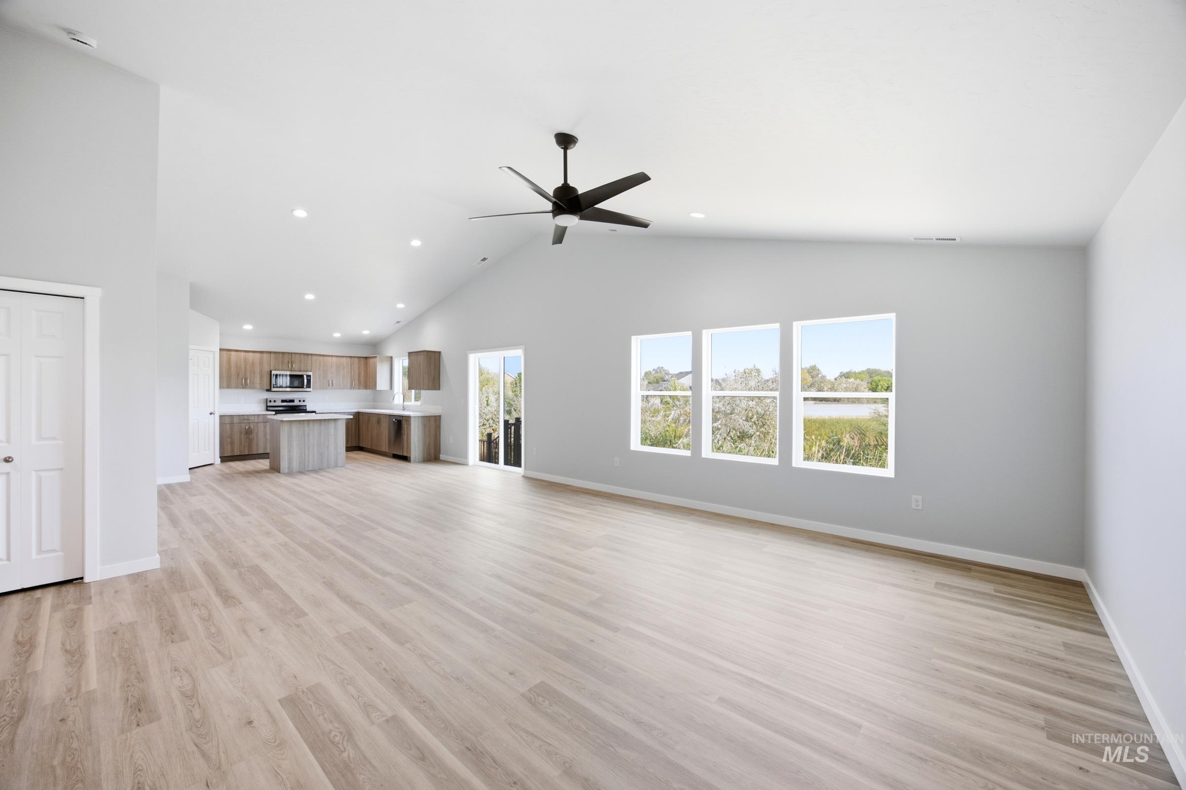 3522 E Boxelder Dr, Nampa, Idaho 83686, 4 Bedrooms, 2 Bathrooms, Residential For Sale, Price $449,990,MLS 98992087