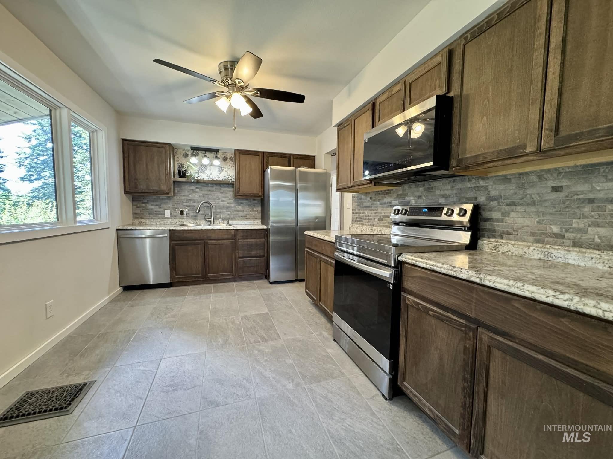170 Timberline Dr, Pierce, Idaho 83546, 4 Bedrooms, 2 Bathrooms, Residential For Sale, Price $309,000, 98992090