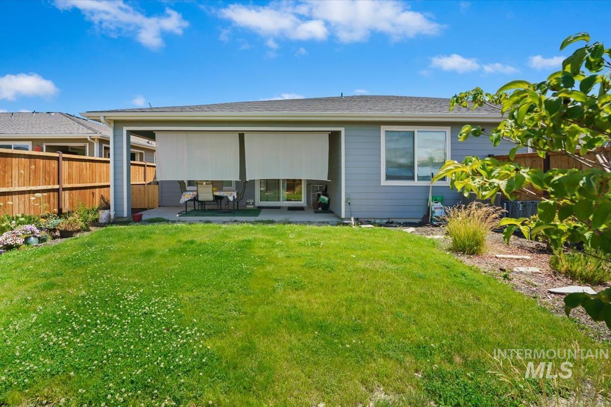 12087 S Integrity Ln, Kuna, Idaho 83634, 2 Bedrooms, 2.5 Bathrooms, Residential For Sale, Price $534,900,MLS 98992092