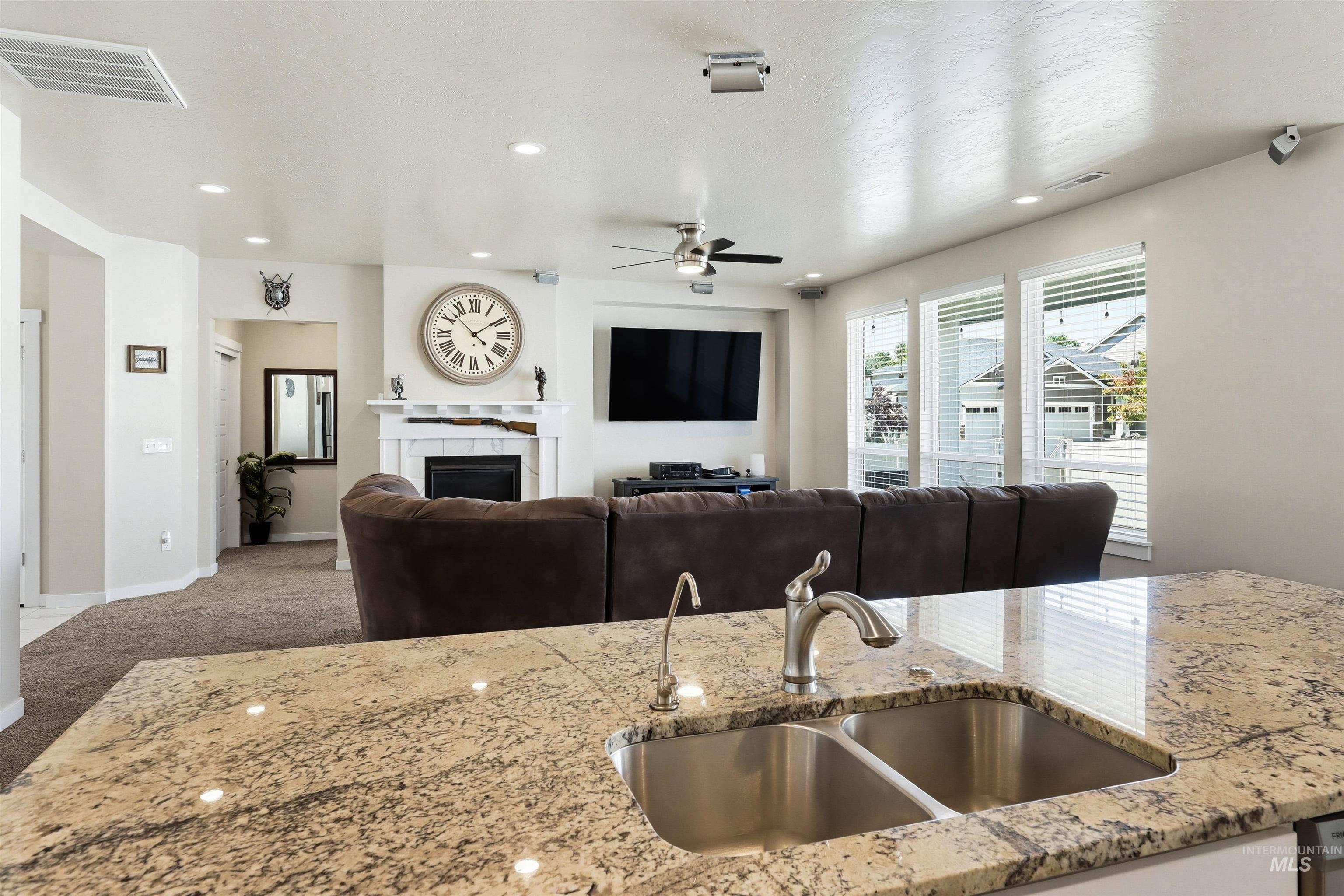 10936 W Sharpthorn Street, Boise, Idaho 83709, 4 Bedrooms, 2 Bathrooms, Residential For Sale, Price $558,000, 98992105