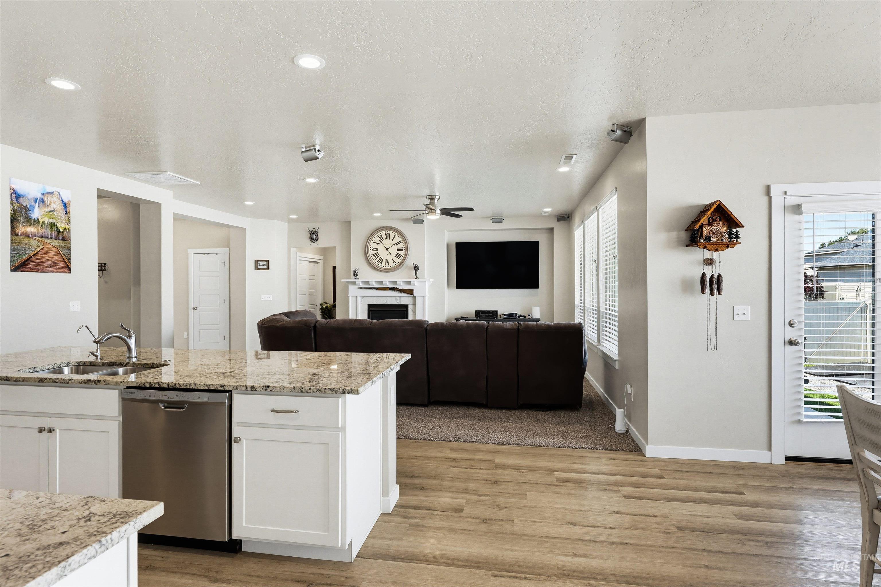 10936 W Sharpthorn Street, Boise, Idaho 83709, 4 Bedrooms, 2 Bathrooms, Residential For Sale, Price $558,000, 98992105