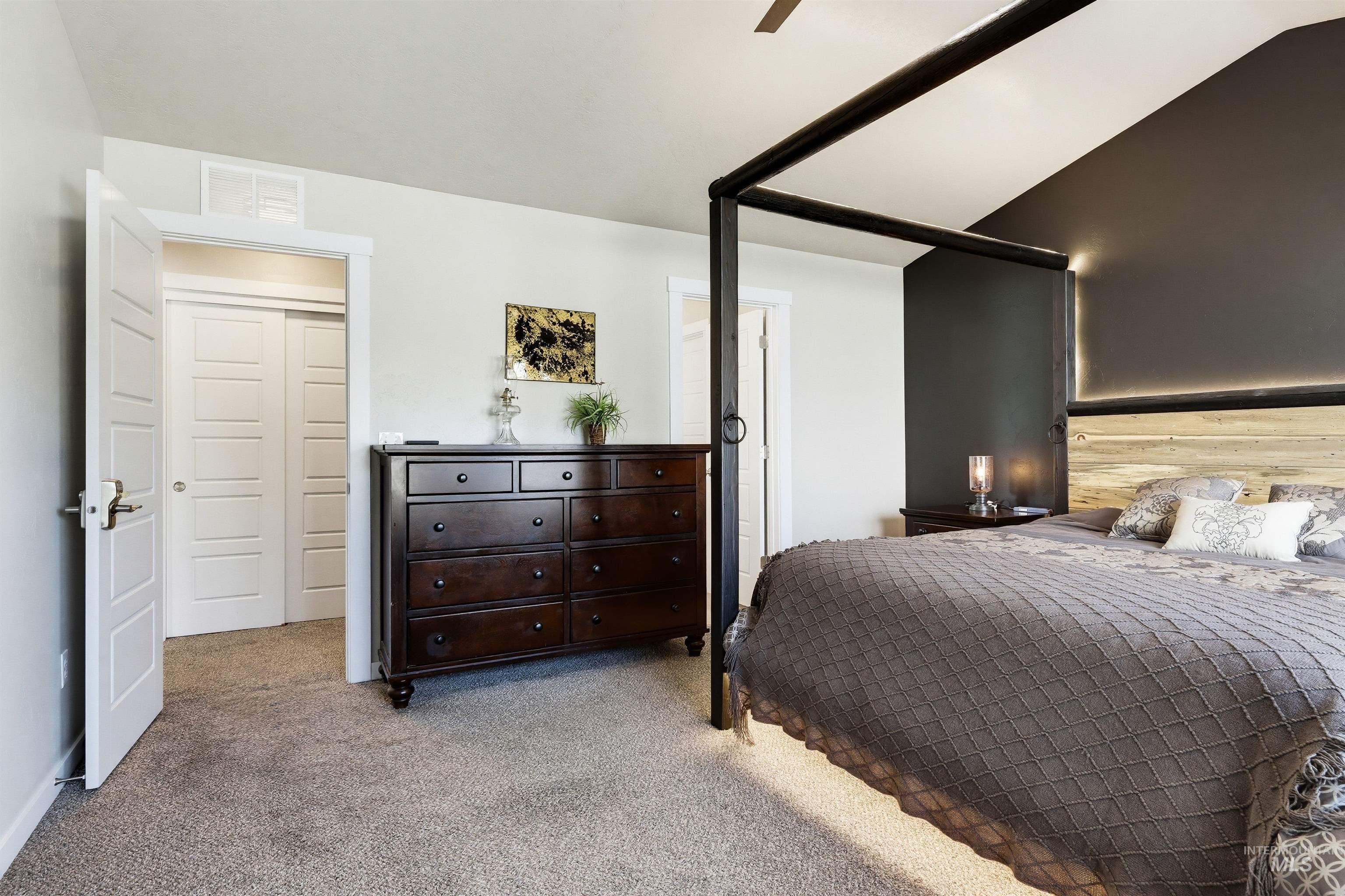 10936 W Sharpthorn Street, Boise, Idaho 83709, 4 Bedrooms, 2 Bathrooms, Residential For Sale, Price $558,000, 98992105