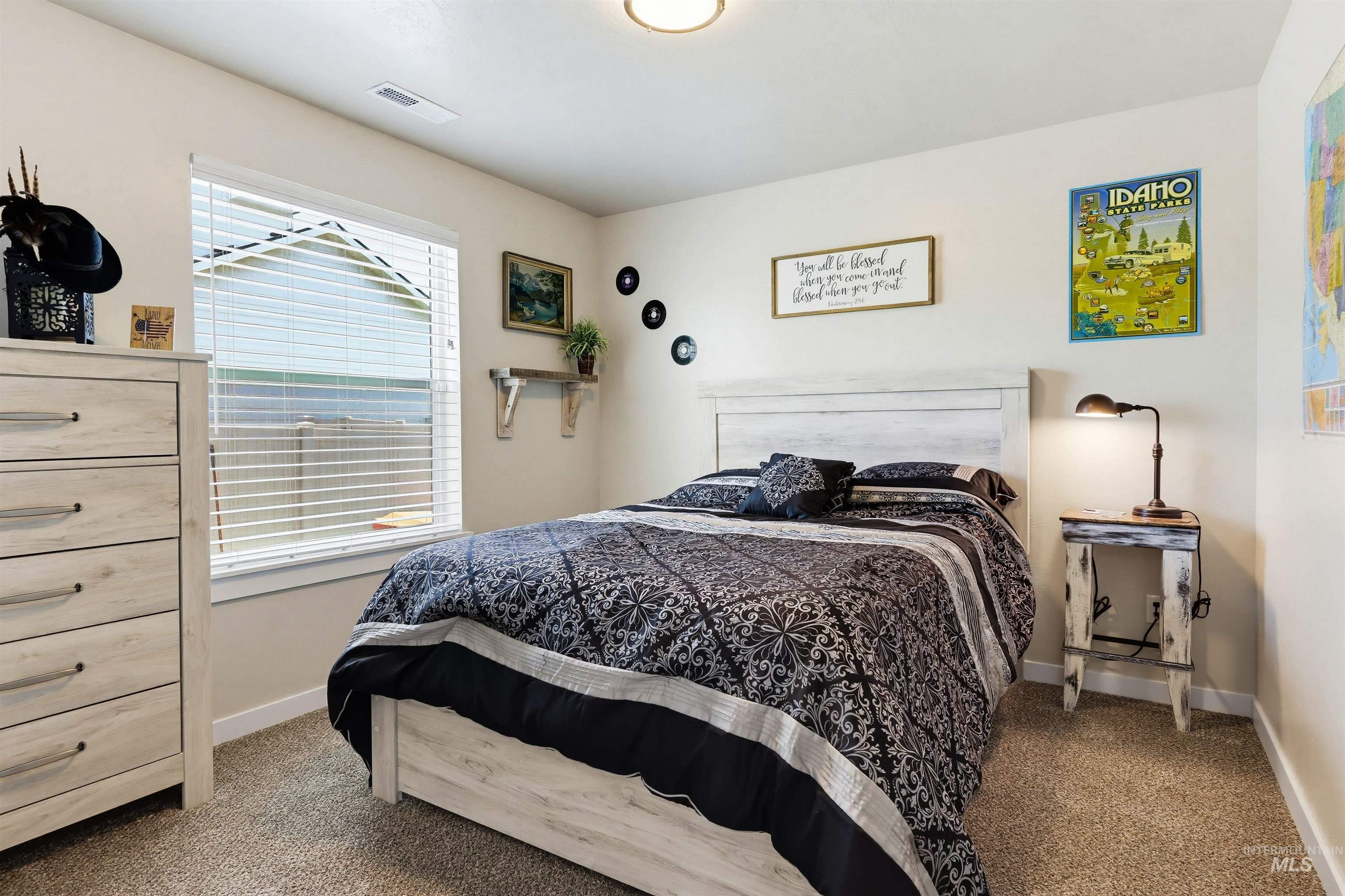 10936 W Sharpthorn Street, Boise, Idaho 83709, 4 Bedrooms, 2 Bathrooms, Residential For Sale, Price $558,000, 98992105