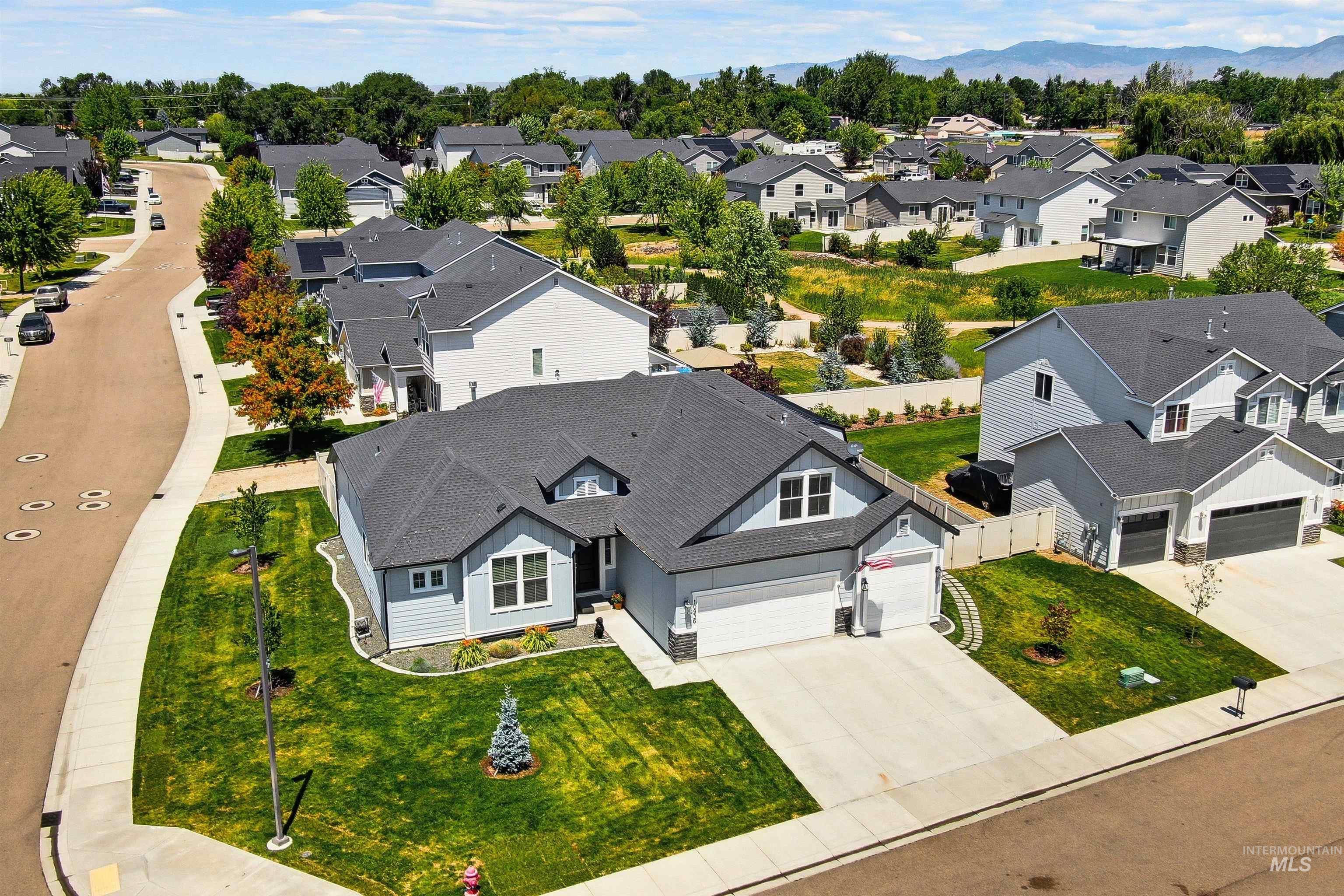 10936 W Sharpthorn Street, Boise, Idaho 83709, 4 Bedrooms, 2 Bathrooms, Residential For Sale, Price $558,000, 98992105