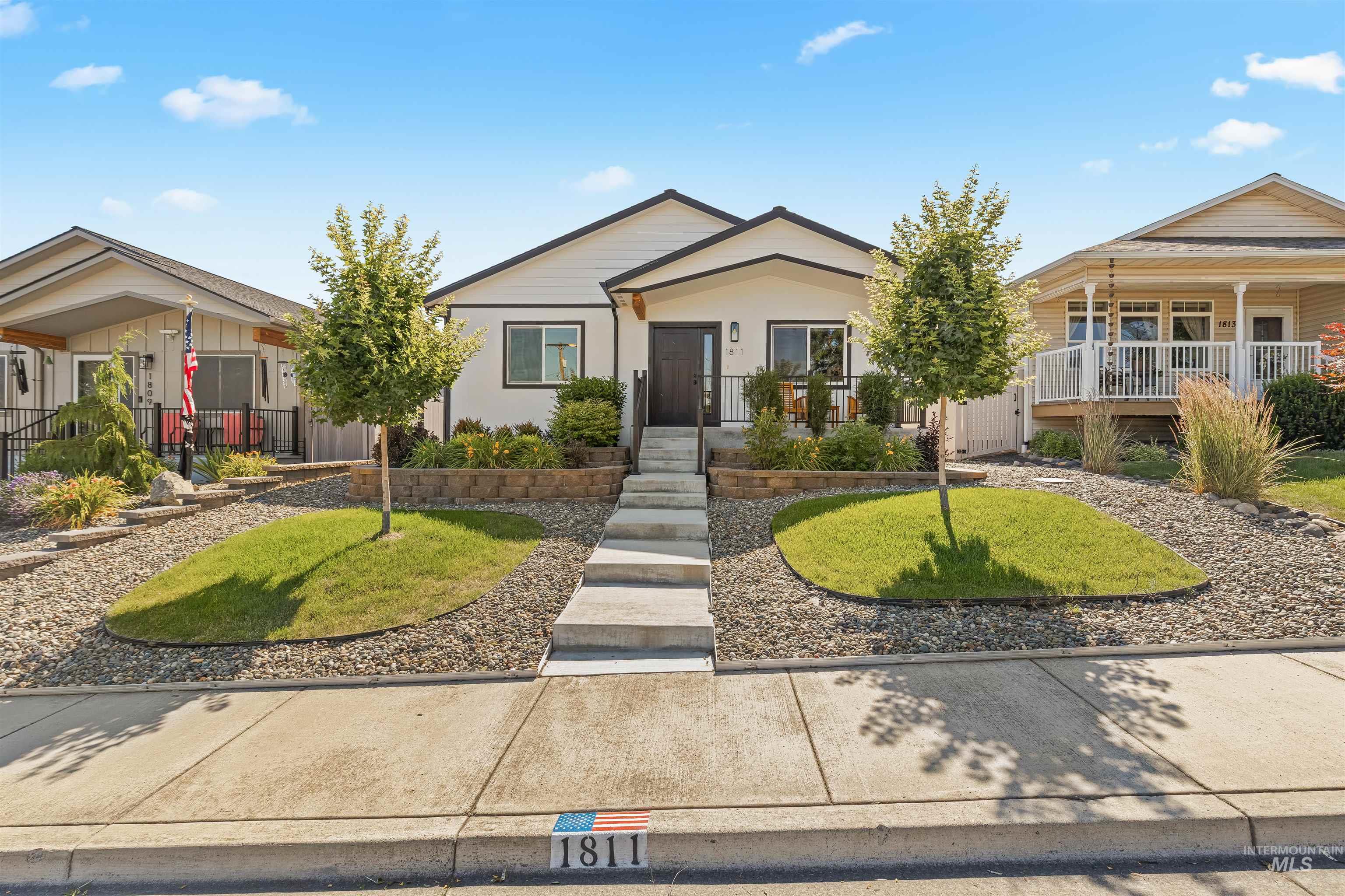 1811 16th St, Lewiston, Idaho 83501, 3 Bedrooms, 2 Bathrooms, Residential For Sale, Price $410,000, 98992106