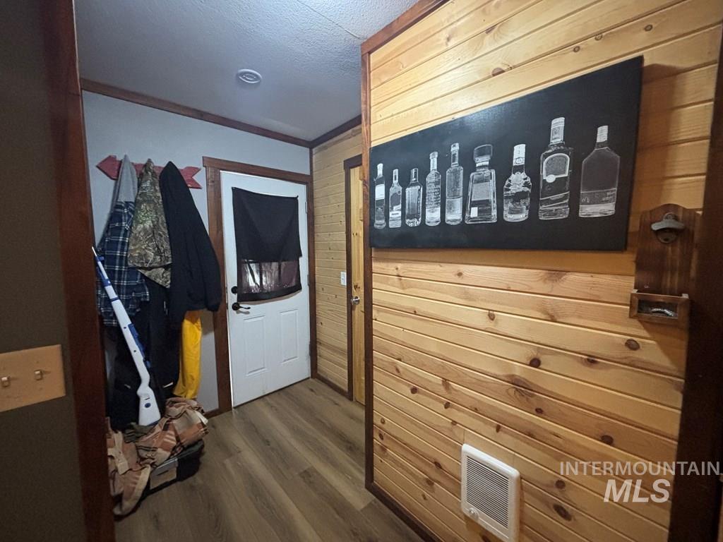 941 S Main Street, Cascade, Idaho 83611, Residential Income For Sale, Price $749,900,MLS 98992108