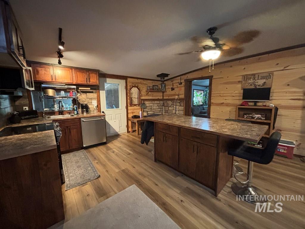 941 S Main Street, Cascade, Idaho 83611, Residential Income For Sale, Price $749,900,MLS 98992108