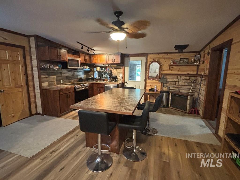 941 S Main Street, Cascade, Idaho 83611, Residential Income For Sale, Price $749,900,MLS 98992108