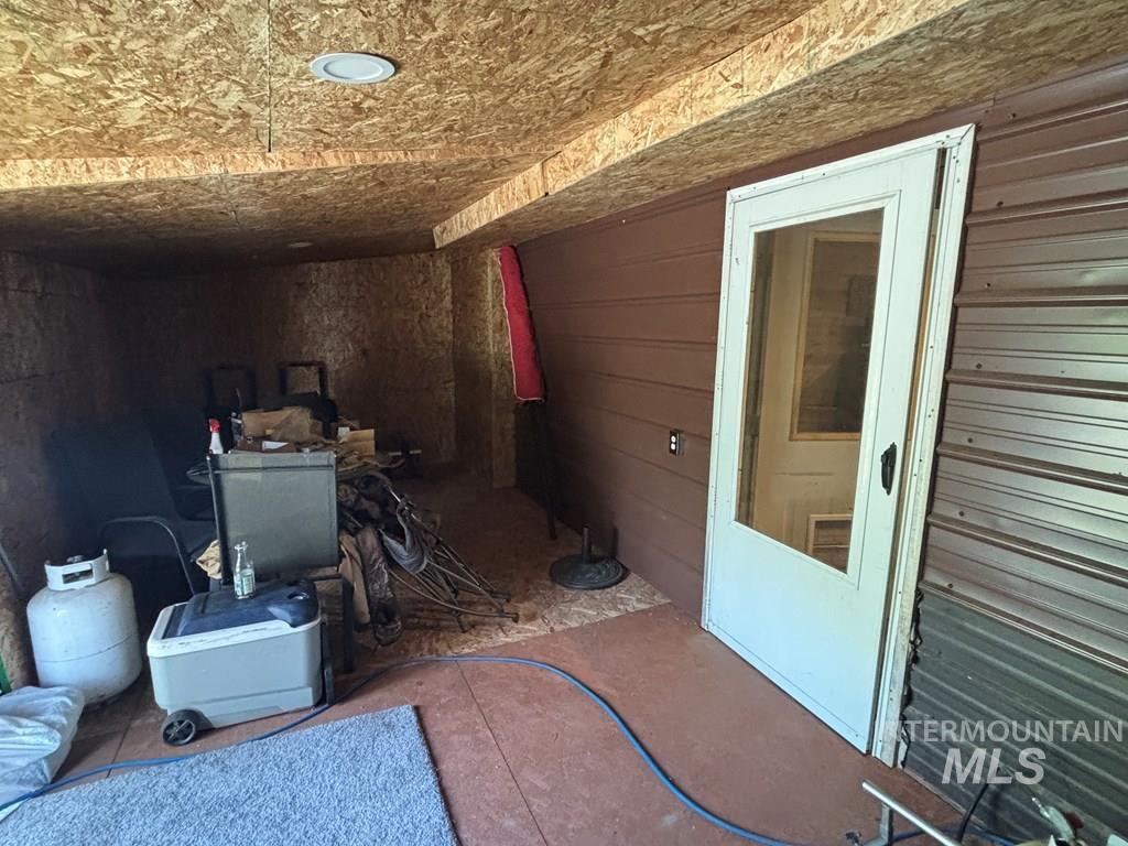 941 S Main Street, Cascade, Idaho 83611, Residential Income For Sale, Price $749,900,MLS 98992108
