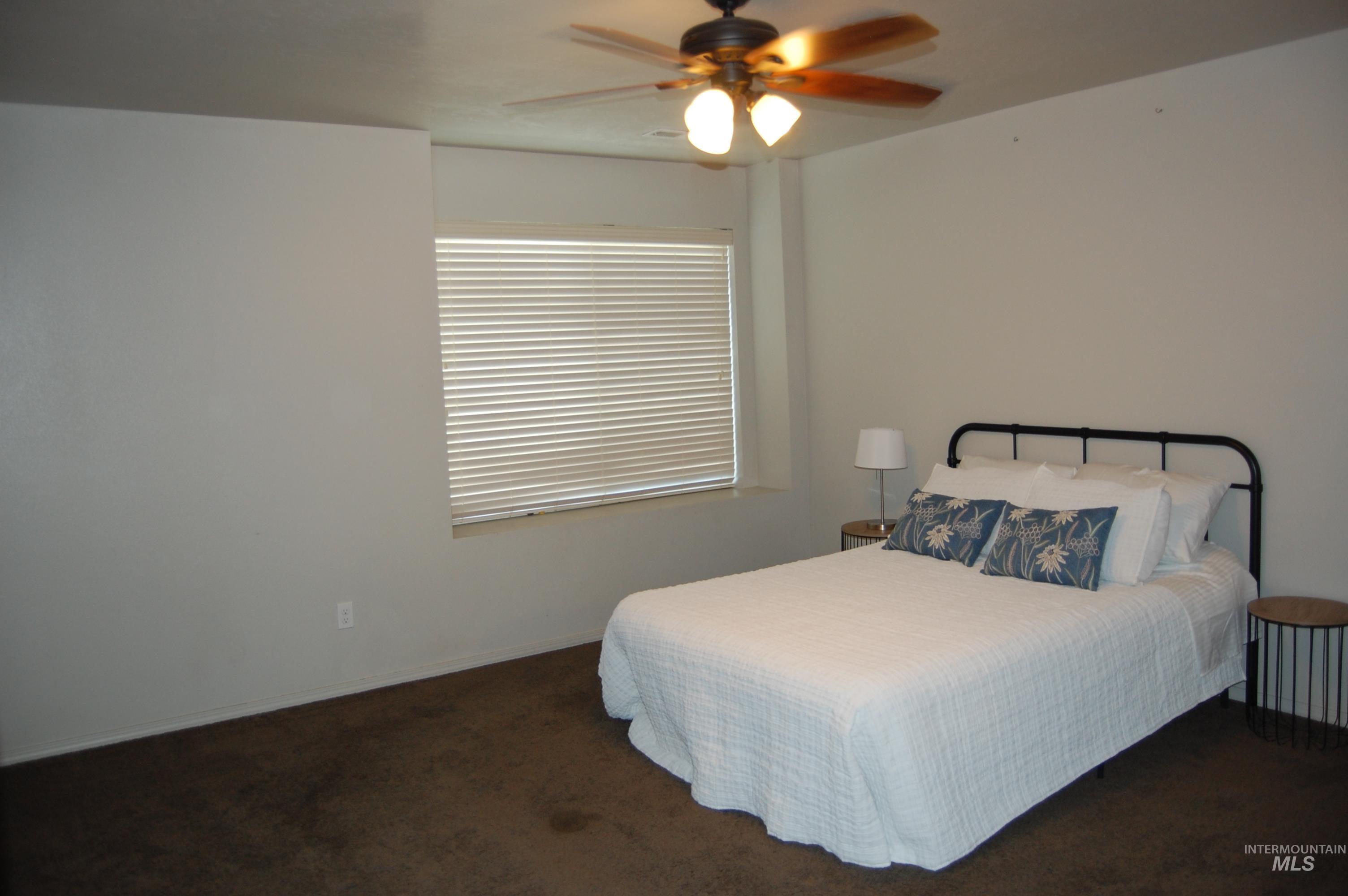 110 SW Gettysburg, Mountain Home, Idaho 83647, 3 Bedrooms, 3 Bathrooms, Residential For Sale, Price $415,000,MLS 98992117