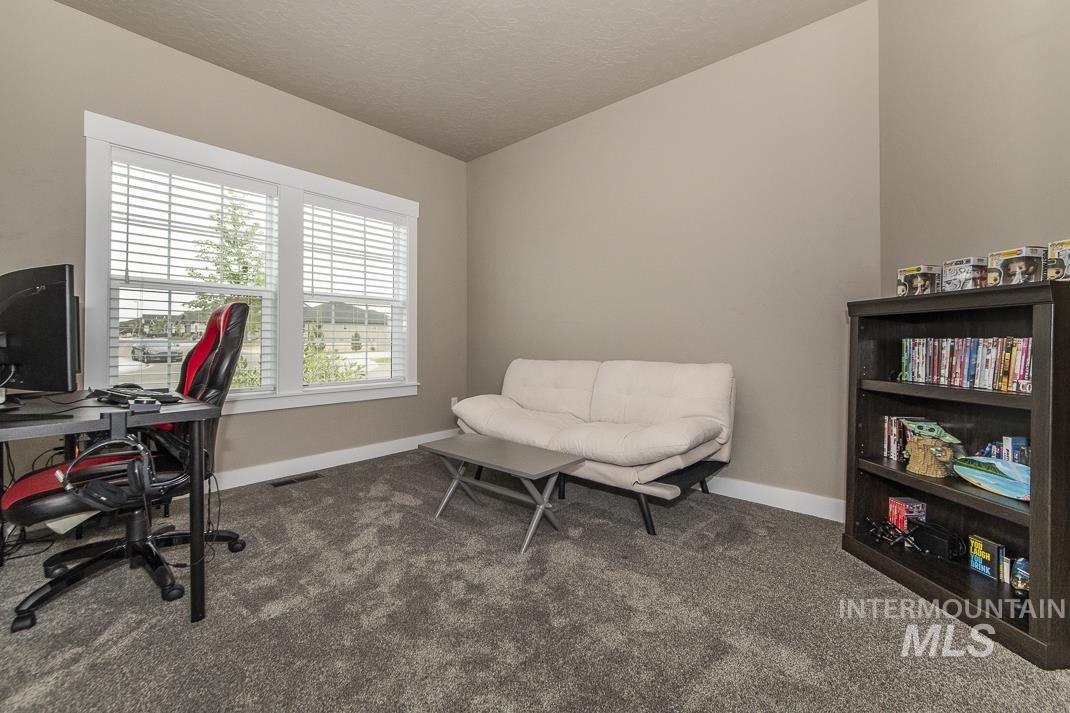 2391 S Kren Ave, Nampa, Idaho 83686, 3 Bedrooms, 2 Bathrooms, Residential For Sale, Price $548,000, 98992119