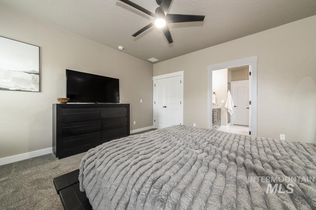 2391 S Kren Ave, Nampa, Idaho 83686, 3 Bedrooms, 2 Bathrooms, Residential For Sale, Price $548,000, 98992119