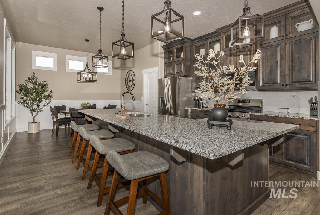 2391 S Kren Ave, Nampa, Idaho 83686, 3 Bedrooms, 2 Bathrooms, Residential For Sale, Price $548,000, 98992119