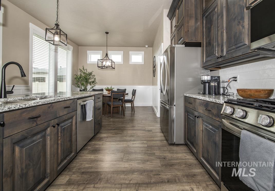 2391 S Kren Ave, Nampa, Idaho 83686, 3 Bedrooms, 2 Bathrooms, Residential For Sale, Price $548,000, 98992119