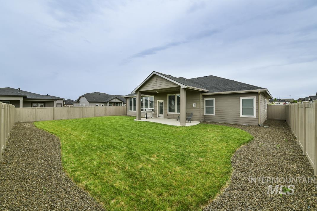 2391 S Kren Ave, Nampa, Idaho 83686, 3 Bedrooms, 2 Bathrooms, Residential For Sale, Price $548,000, 98992119