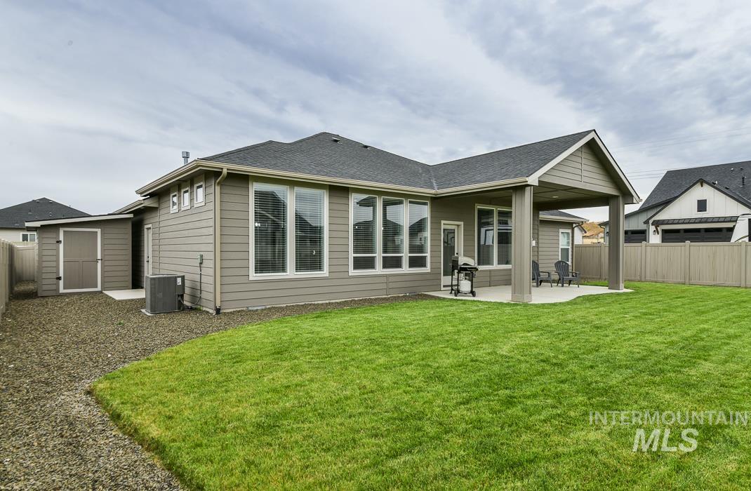 2391 S Kren Ave, Nampa, Idaho 83686, 3 Bedrooms, 2 Bathrooms, Residential For Sale, Price $548,000, 98992119