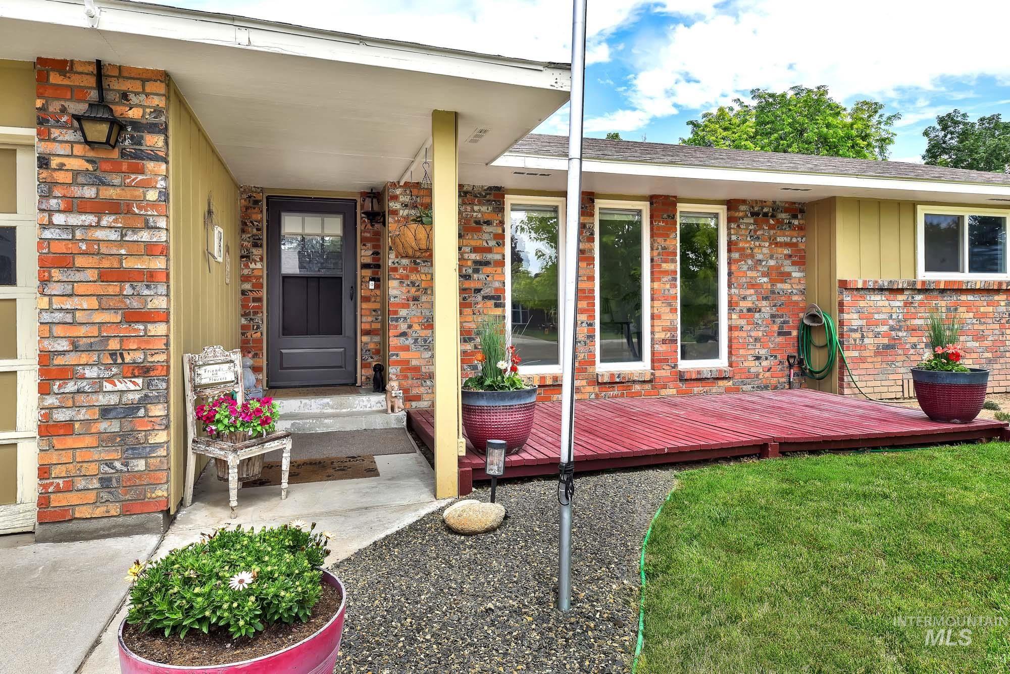 902 Bonnie Brae Dr, Nampa, Idaho 83651, 3 Bedrooms, 2 Bathrooms, Residential For Sale, Price $399,900,MLS 98992121