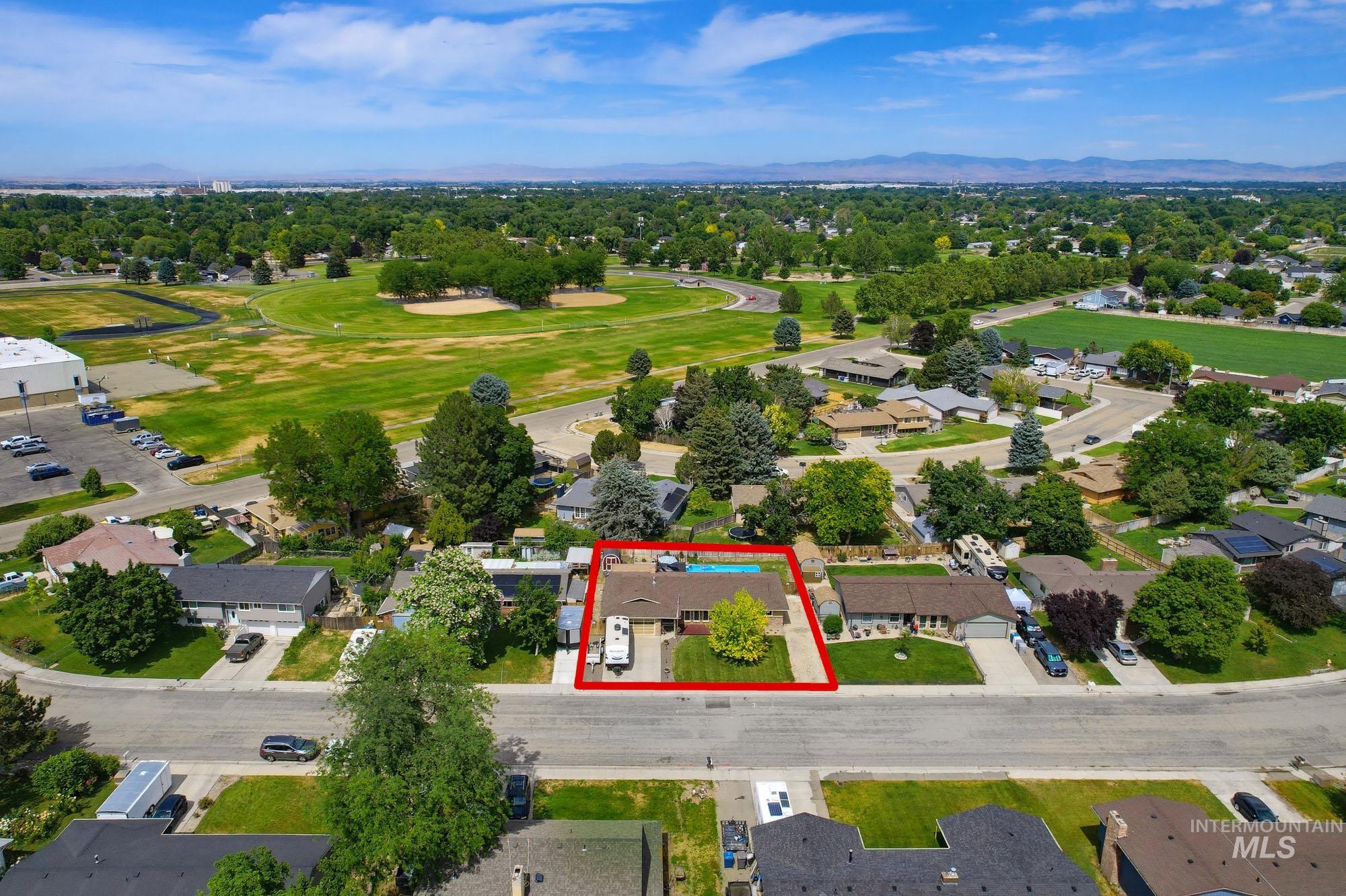 902 Bonnie Brae Dr, Nampa, Idaho 83651, 3 Bedrooms, 2 Bathrooms, Residential For Sale, Price $399,900,MLS 98992121