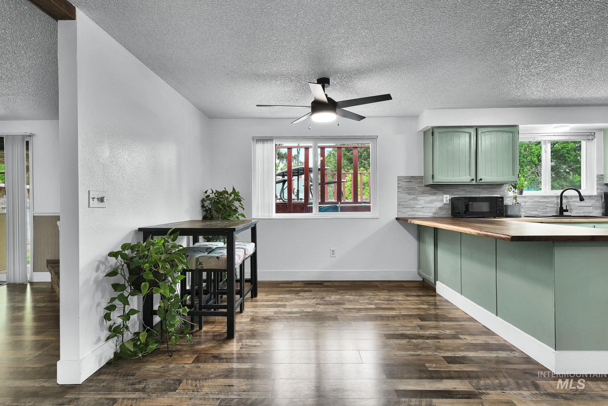 902 Bonnie Brae Dr, Nampa, Idaho 83651, 3 Bedrooms, 2 Bathrooms, Residential For Sale, Price $399,900,MLS 98992121