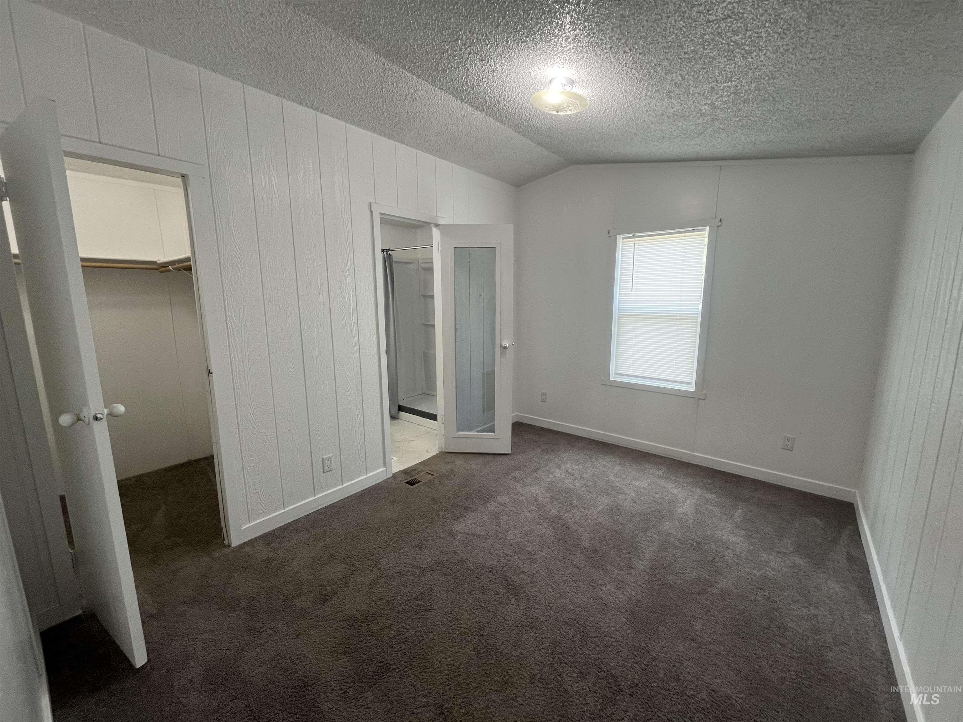 715 E Center street #105, Kimberly, Idaho 83314, 3 Bedrooms, 2 Bathrooms, Residential For Sale, Price $80,000,MLS 98992124