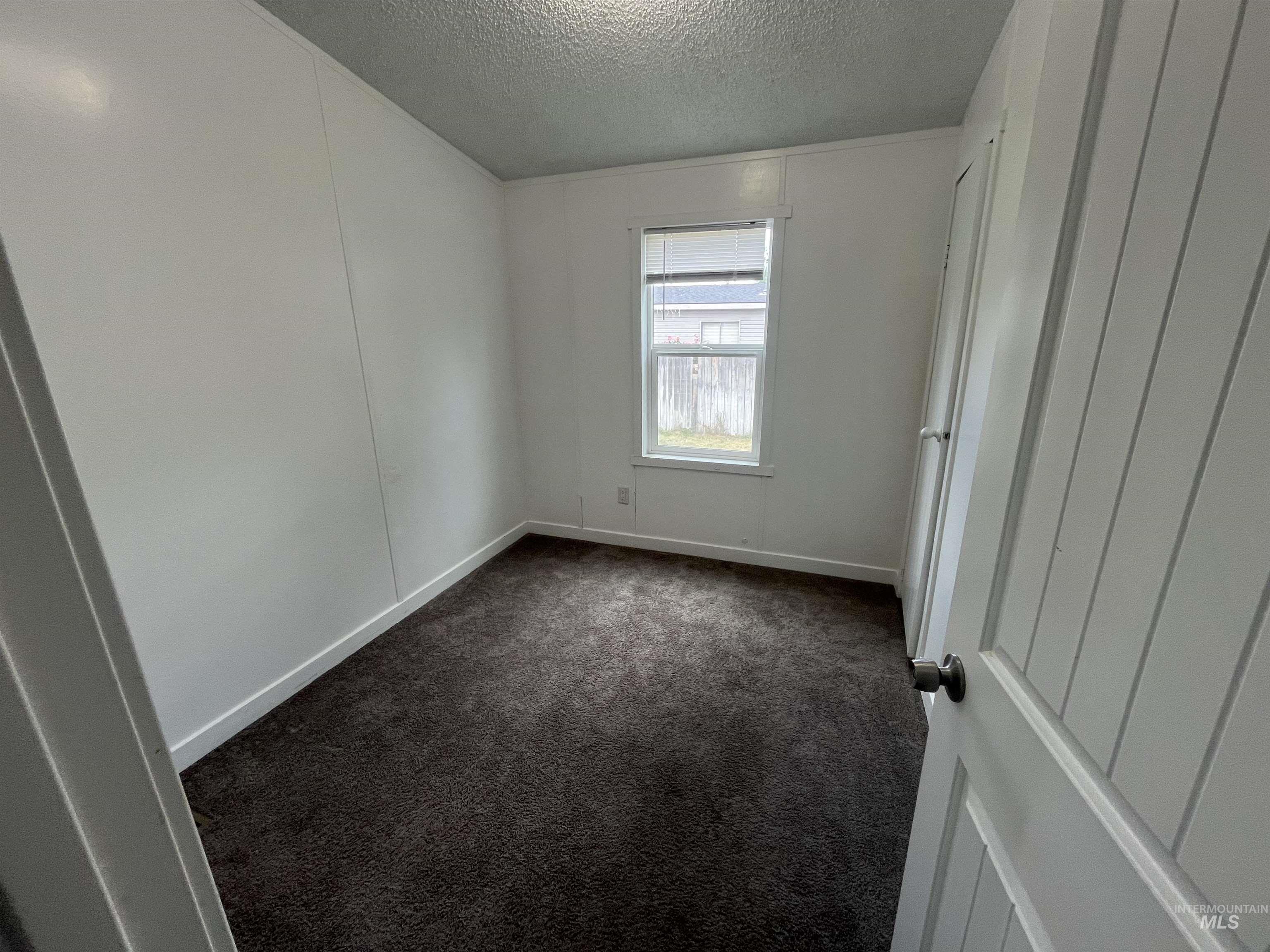 715 E Center street #105, Kimberly, Idaho 83314, 3 Bedrooms, 2 Bathrooms, Residential For Sale, Price $80,000,MLS 98992124