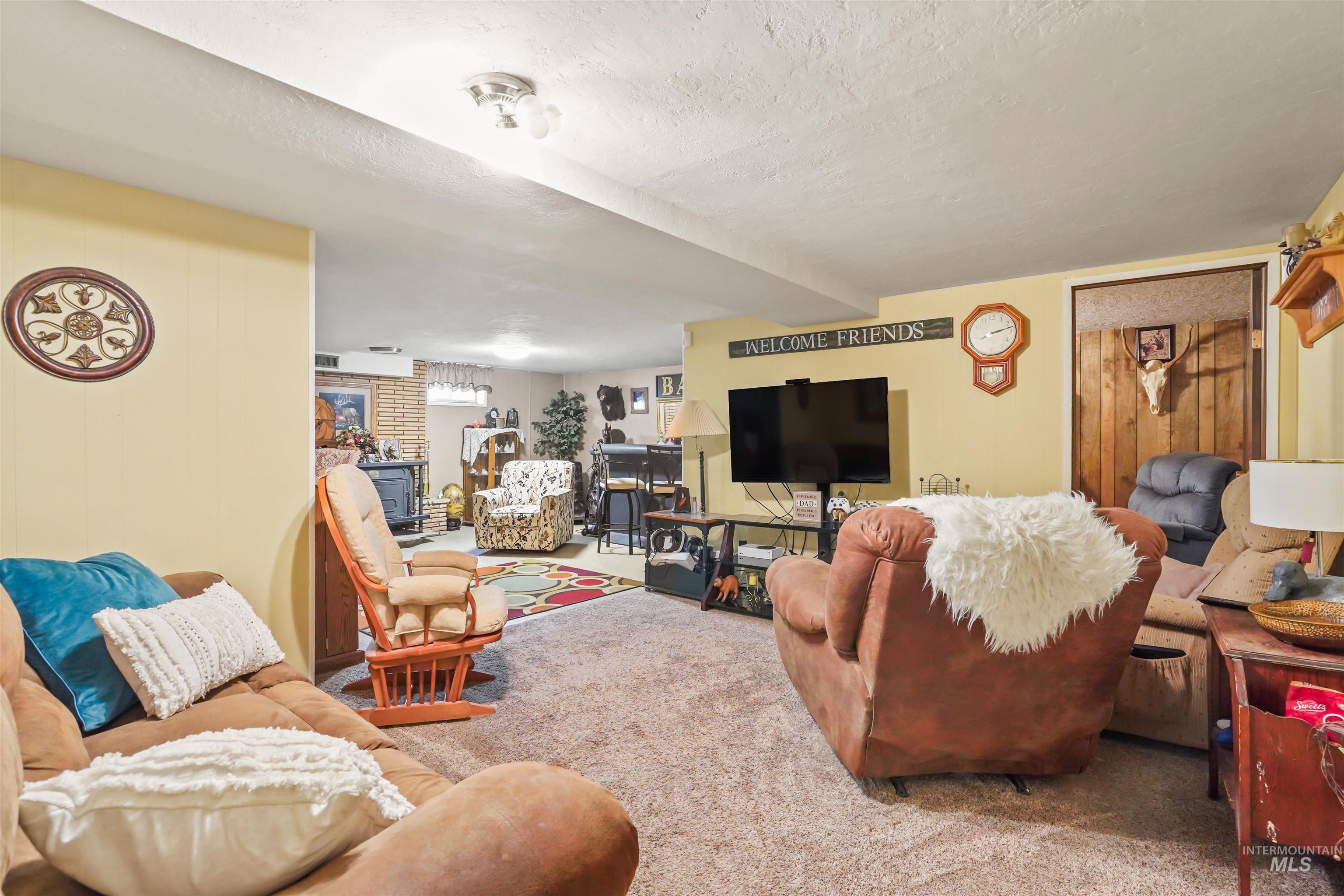 155 N 1st W Street, Malta, Idaho 83342, 4 Bedrooms, 3 Bathrooms, Residential For Sale, Price $450,000,MLS 98992126