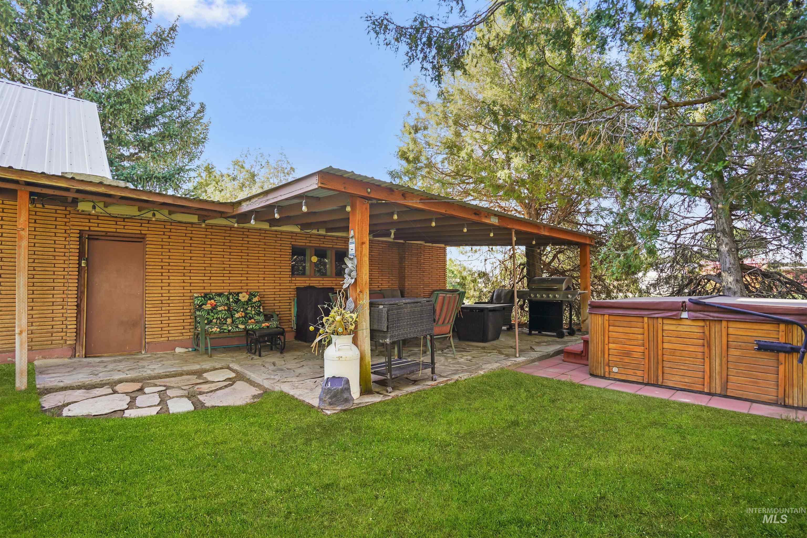 155 N 1st W Street, Malta, Idaho 83342, 4 Bedrooms, 3 Bathrooms, Residential For Sale, Price $450,000,MLS 98992126
