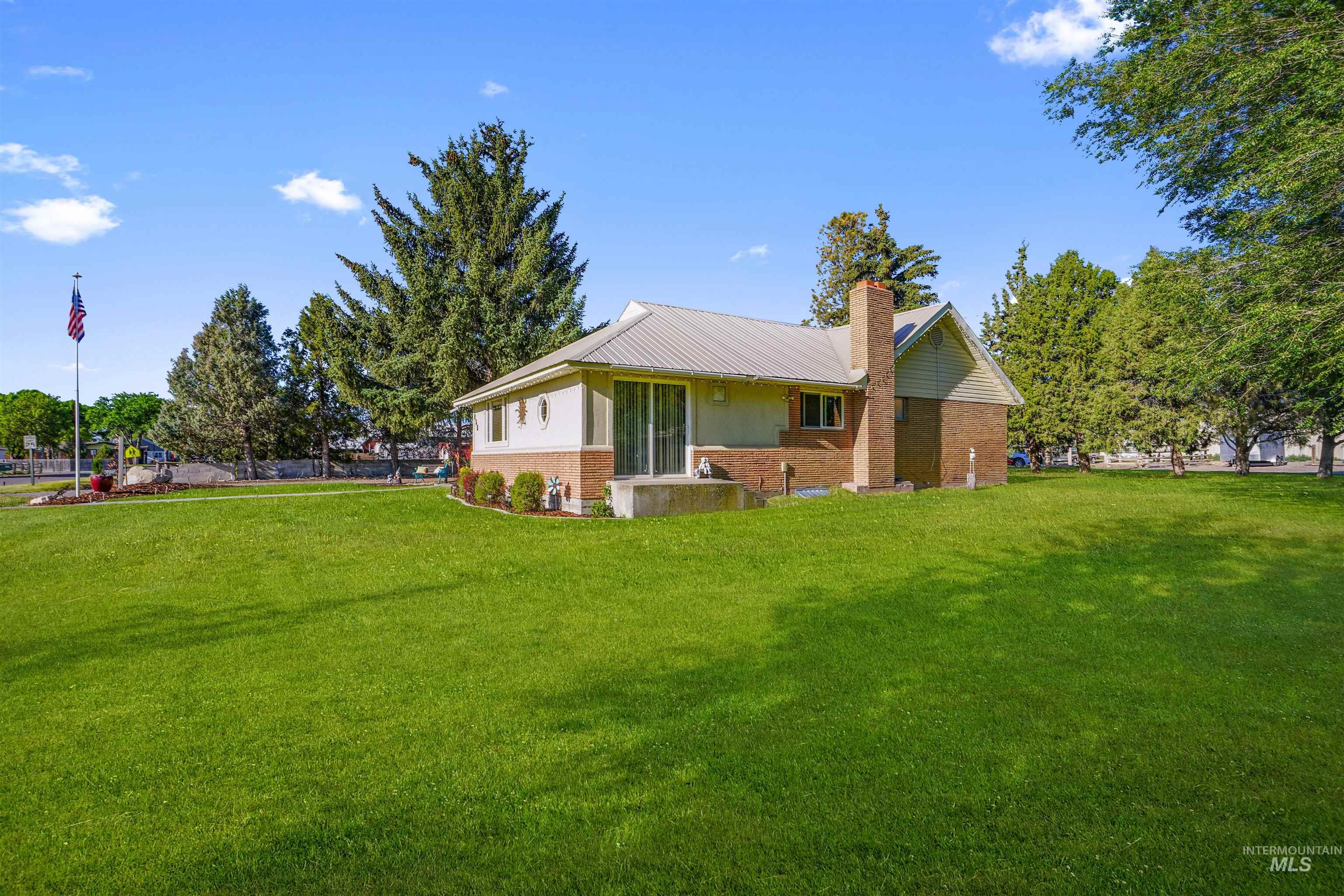 155 N 1st W Street, Malta, Idaho 83342, 4 Bedrooms, 3 Bathrooms, Residential For Sale, Price $450,000,MLS 98992126