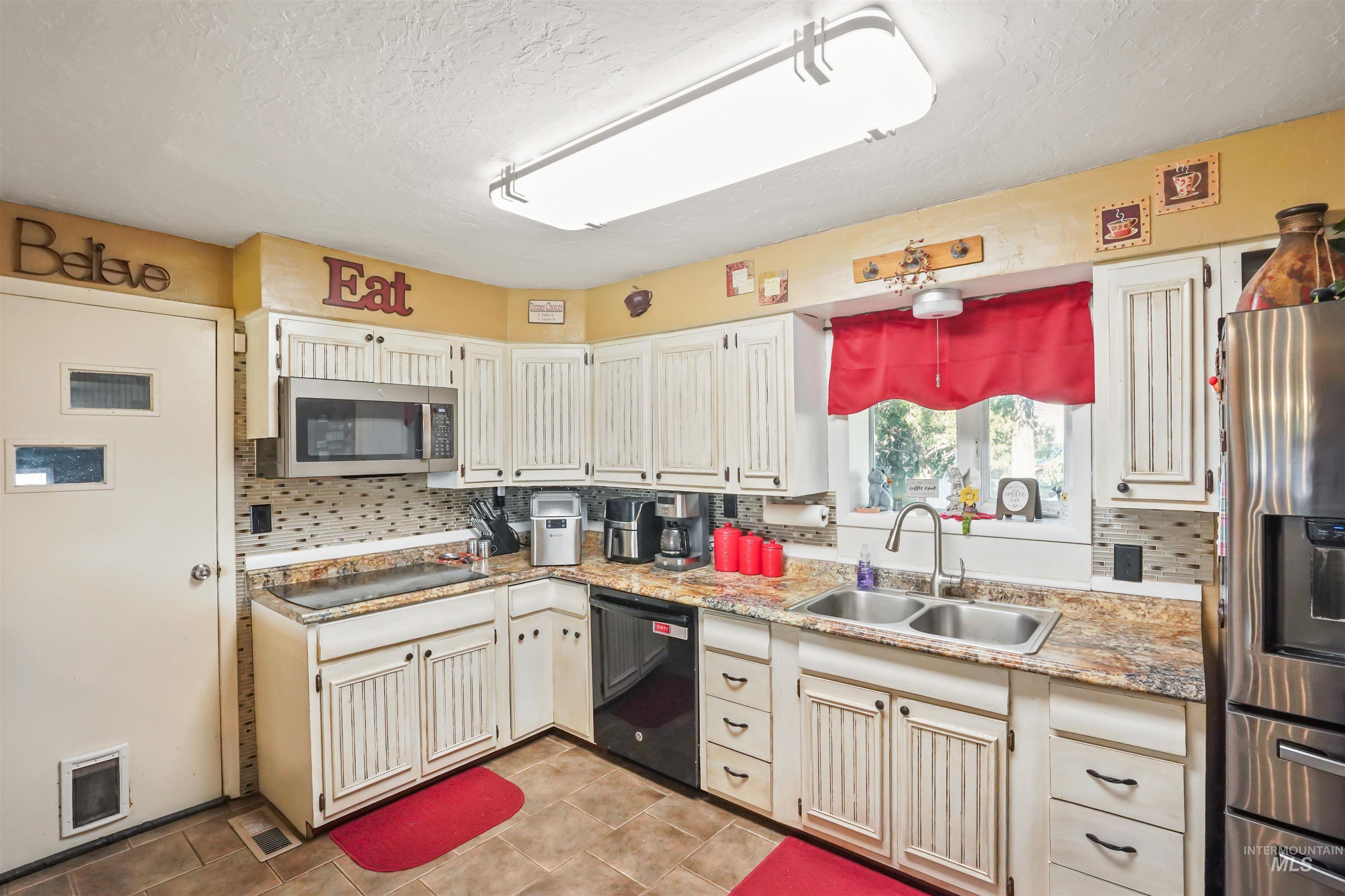 155 N 1st W Street, Malta, Idaho 83342, 4 Bedrooms, 3 Bathrooms, Residential For Sale, Price $450,000,MLS 98992126