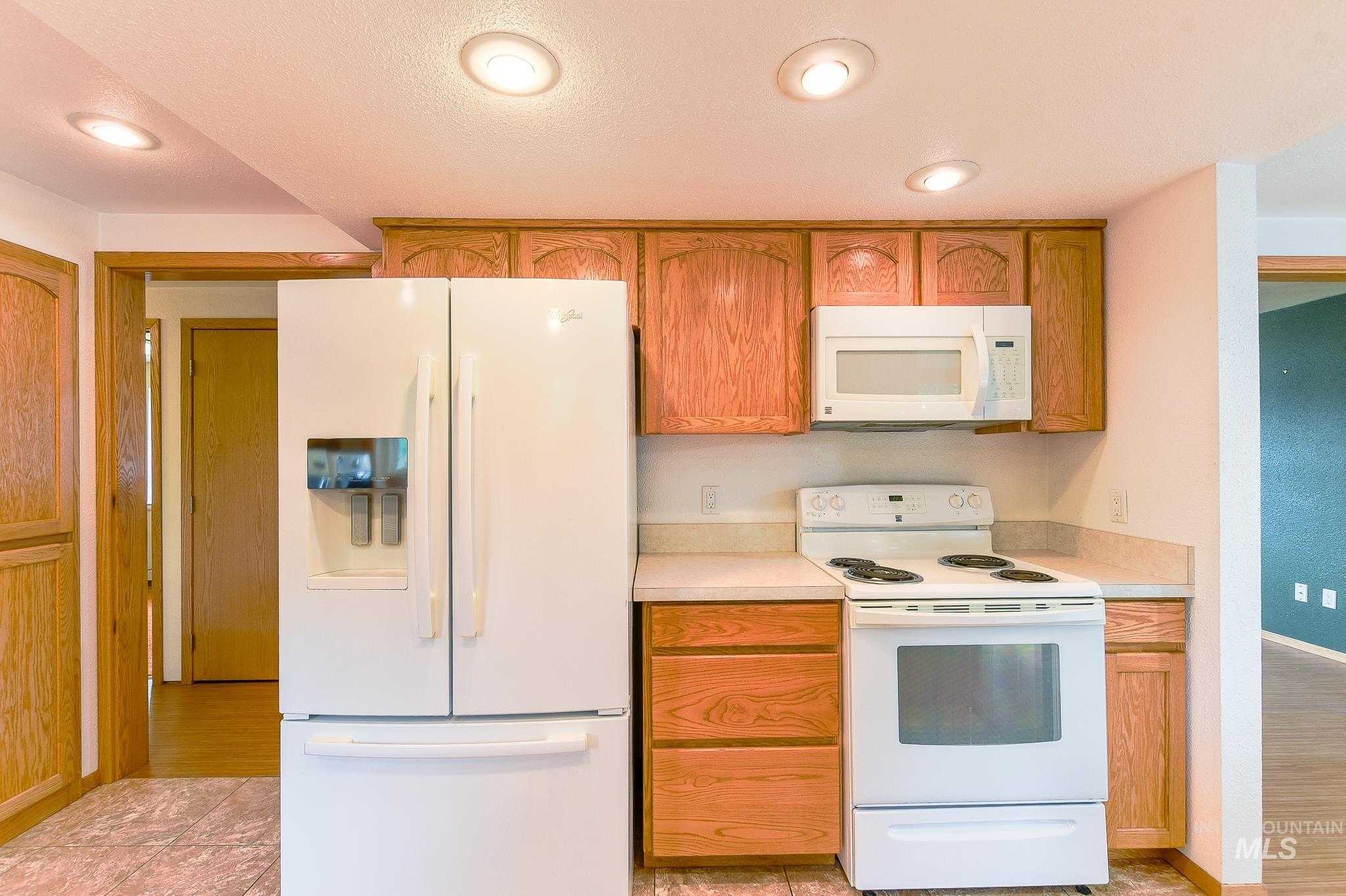 824 Kennedy St, Moscow, Idaho 83843-9538, 5 Bedrooms, 3 Bathrooms, Residential For Sale, Price $339,000,MLS 98992127