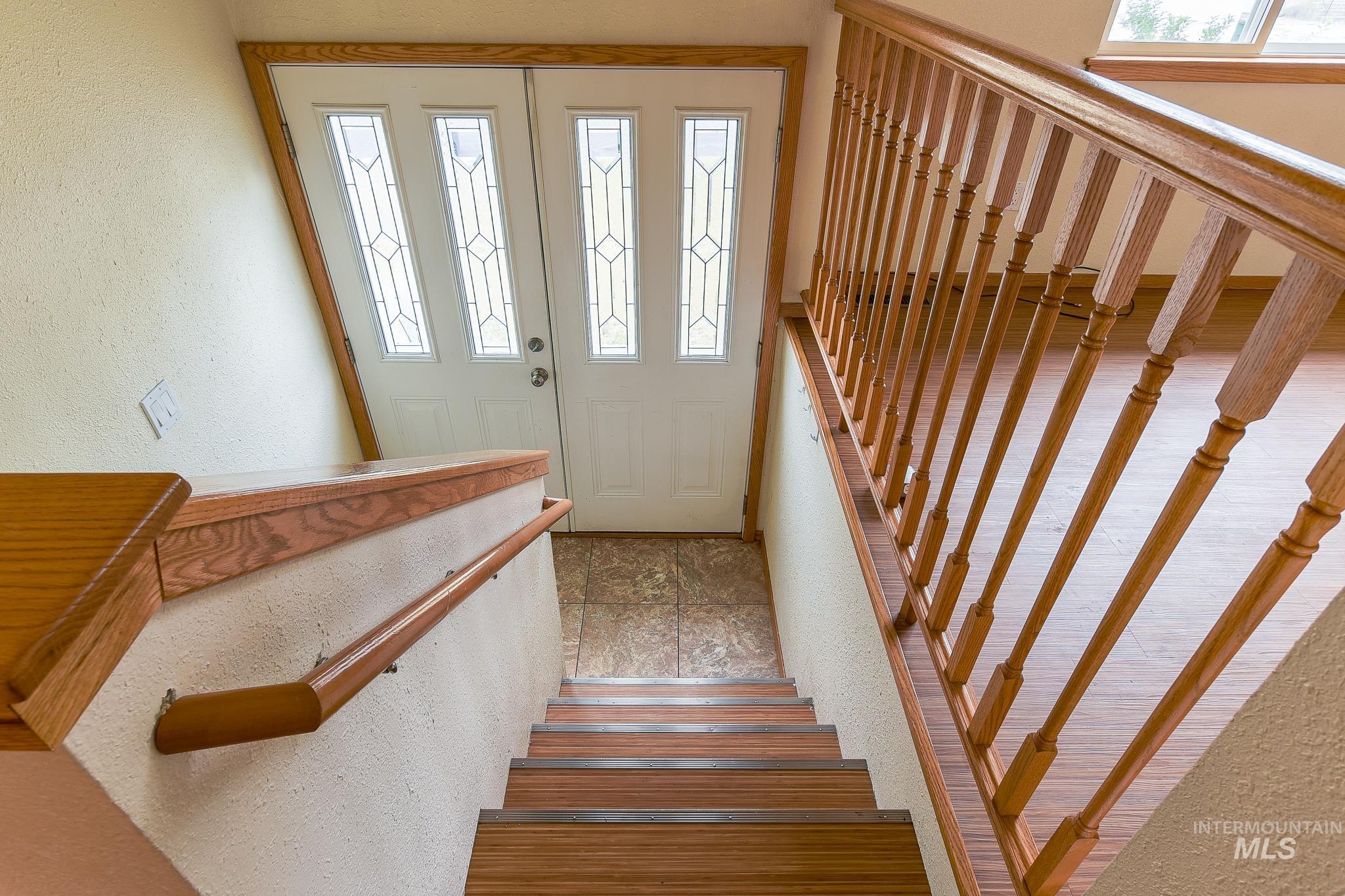 824 Kennedy St, Moscow, Idaho 83843-9538, 5 Bedrooms, 3 Bathrooms, Residential For Sale, Price $339,000,MLS 98992127