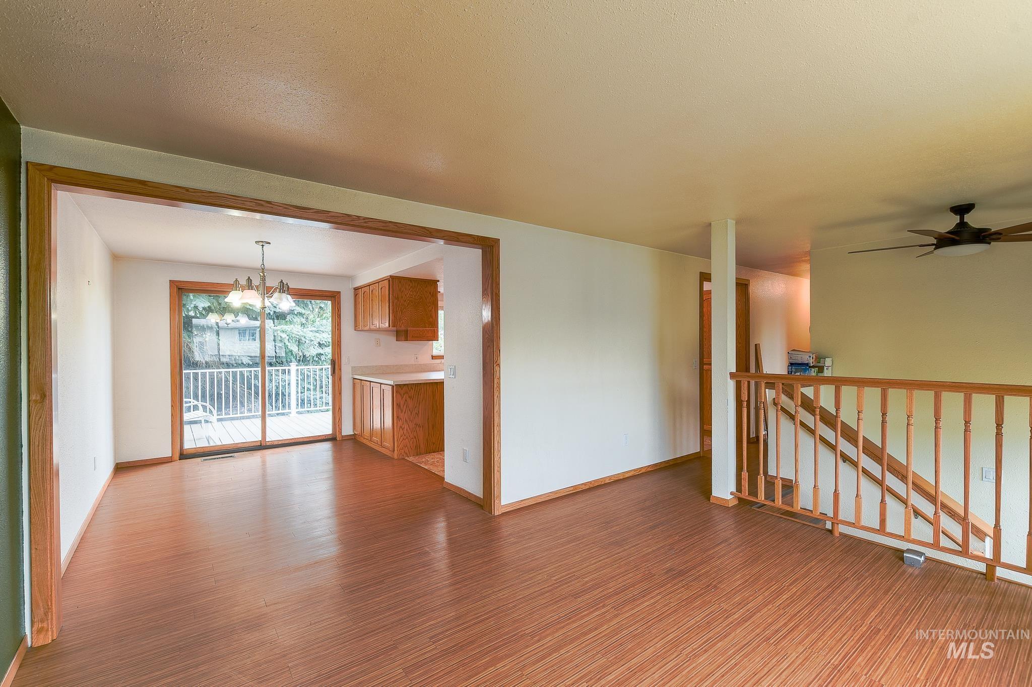 824 Kennedy St, Moscow, Idaho 83843-9538, 5 Bedrooms, 3 Bathrooms, Residential For Sale, Price $339,000,MLS 98992127