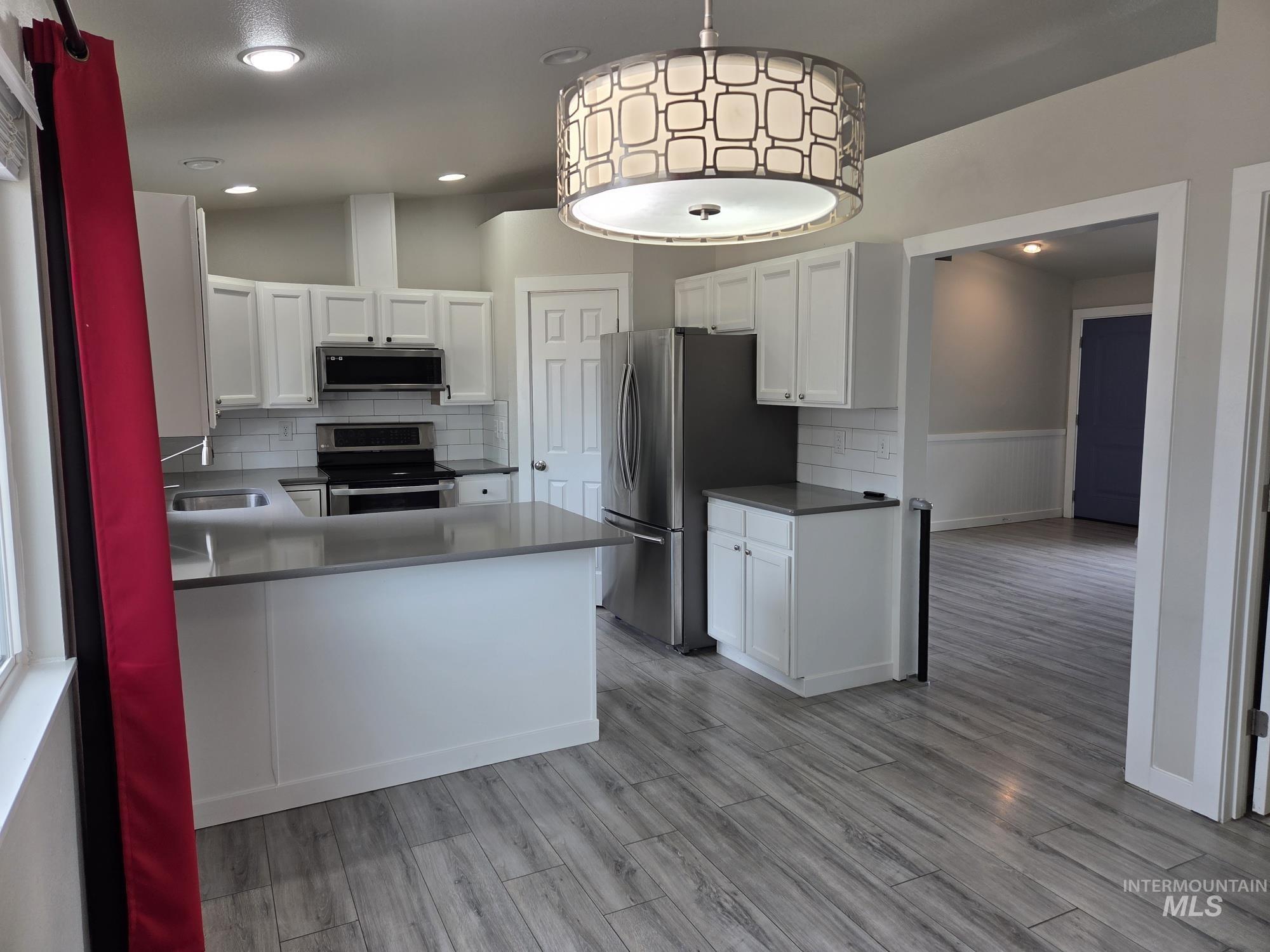 2860 W Sana Clara Dr, Meridian, Idaho 83642, 3 Bedrooms, 2 Bathrooms, Residential For Sale, Price $445,000,MLS 98992129