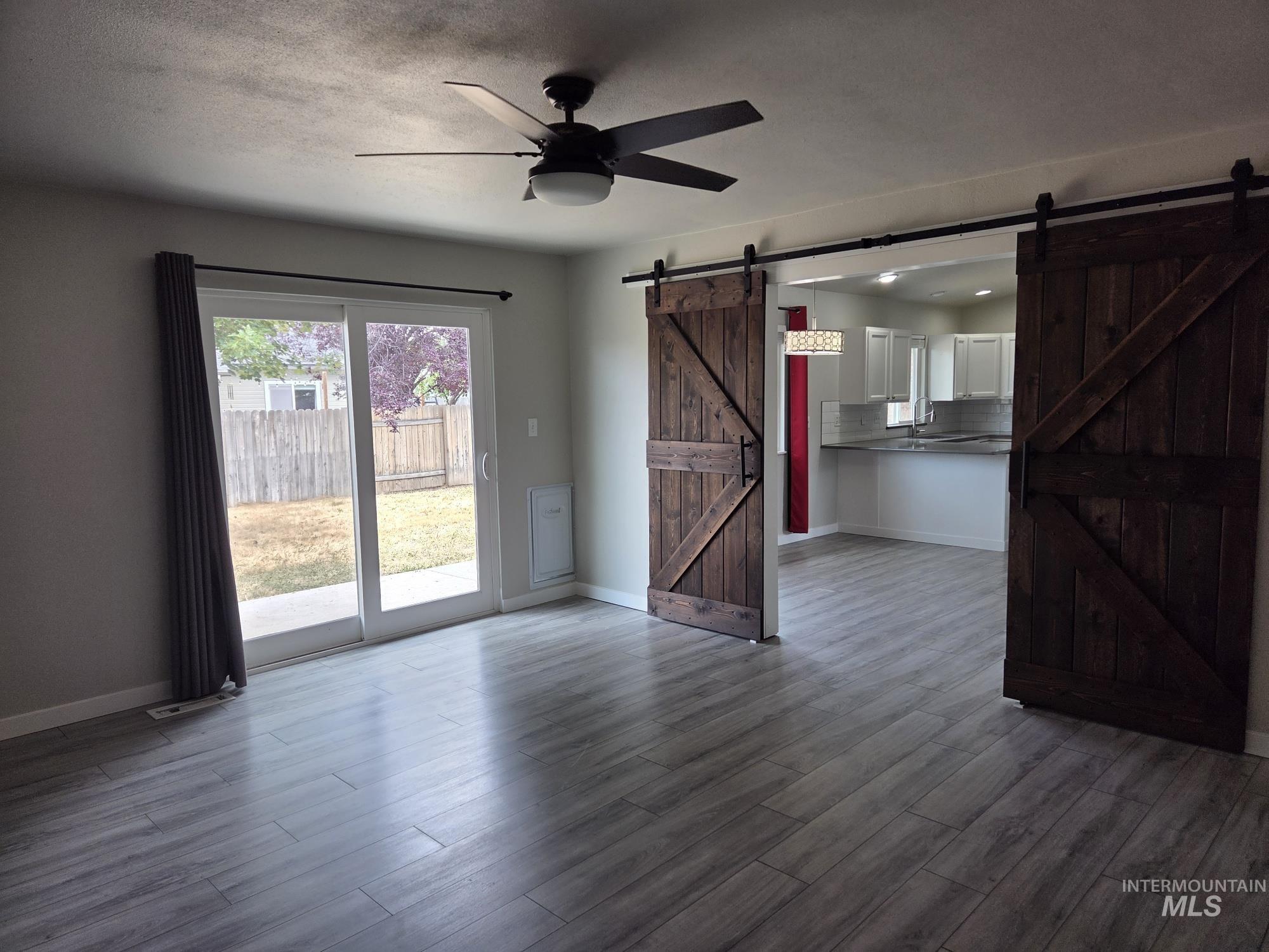 2860 W Sana Clara Dr, Meridian, Idaho 83642, 3 Bedrooms, 2 Bathrooms, Residential For Sale, Price $445,000,MLS 98992129