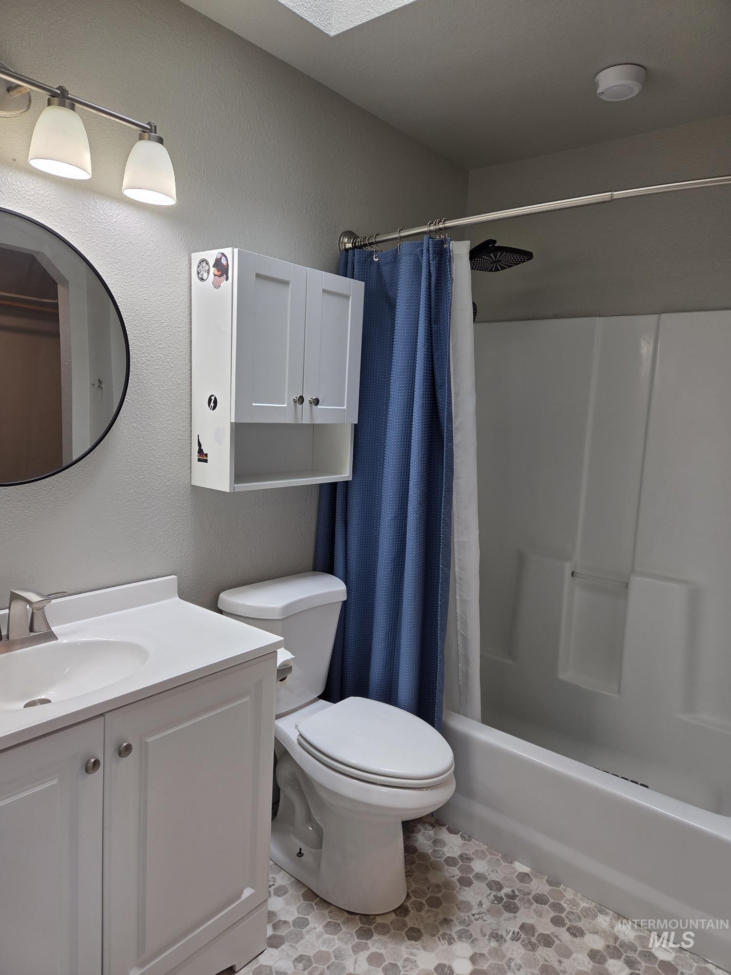 2860 W Sana Clara Dr, Meridian, Idaho 83642, 3 Bedrooms, 2 Bathrooms, Residential For Sale, Price $445,000,MLS 98992129