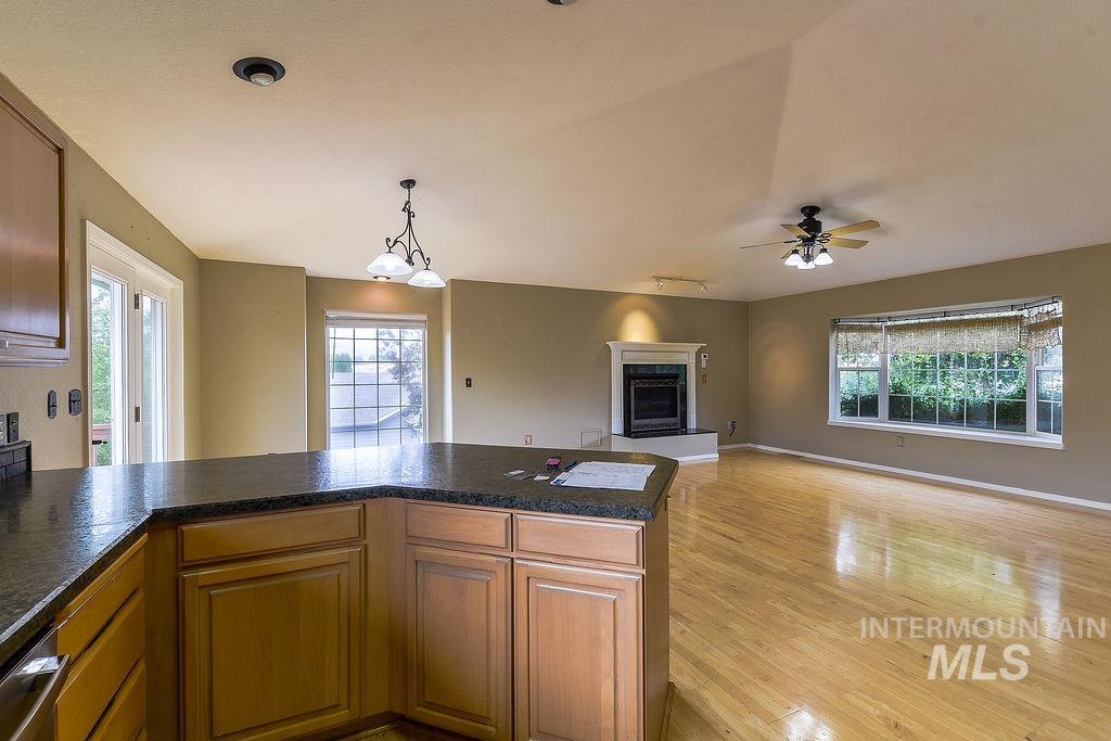 2242 Chukar Ln., Clarkston, Washington 99403, 3 Bedrooms, 2 Bathrooms, Residential For Sale, Price $380,000,MLS 98992132