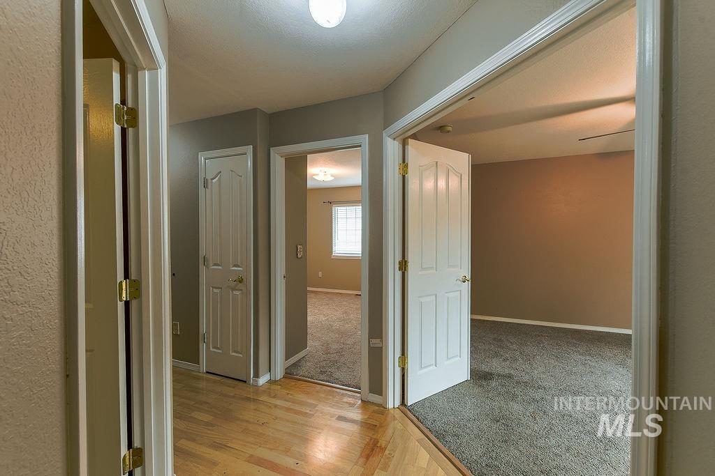 2242 Chukar Ln., Clarkston, Washington 99403, 3 Bedrooms, 2 Bathrooms, Residential For Sale, Price $380,000,MLS 98992132