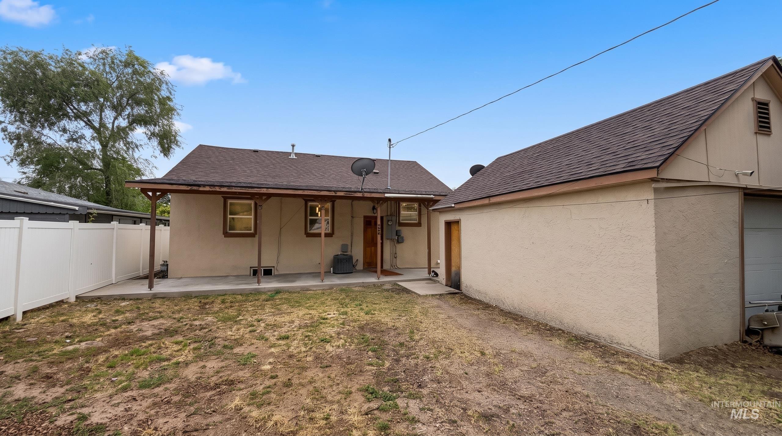 611 16th Ave North, Nampa, Idaho 83687, 4 Bedrooms, 2 Bathrooms, Residential For Sale, Price $330,000,MLS 98992134