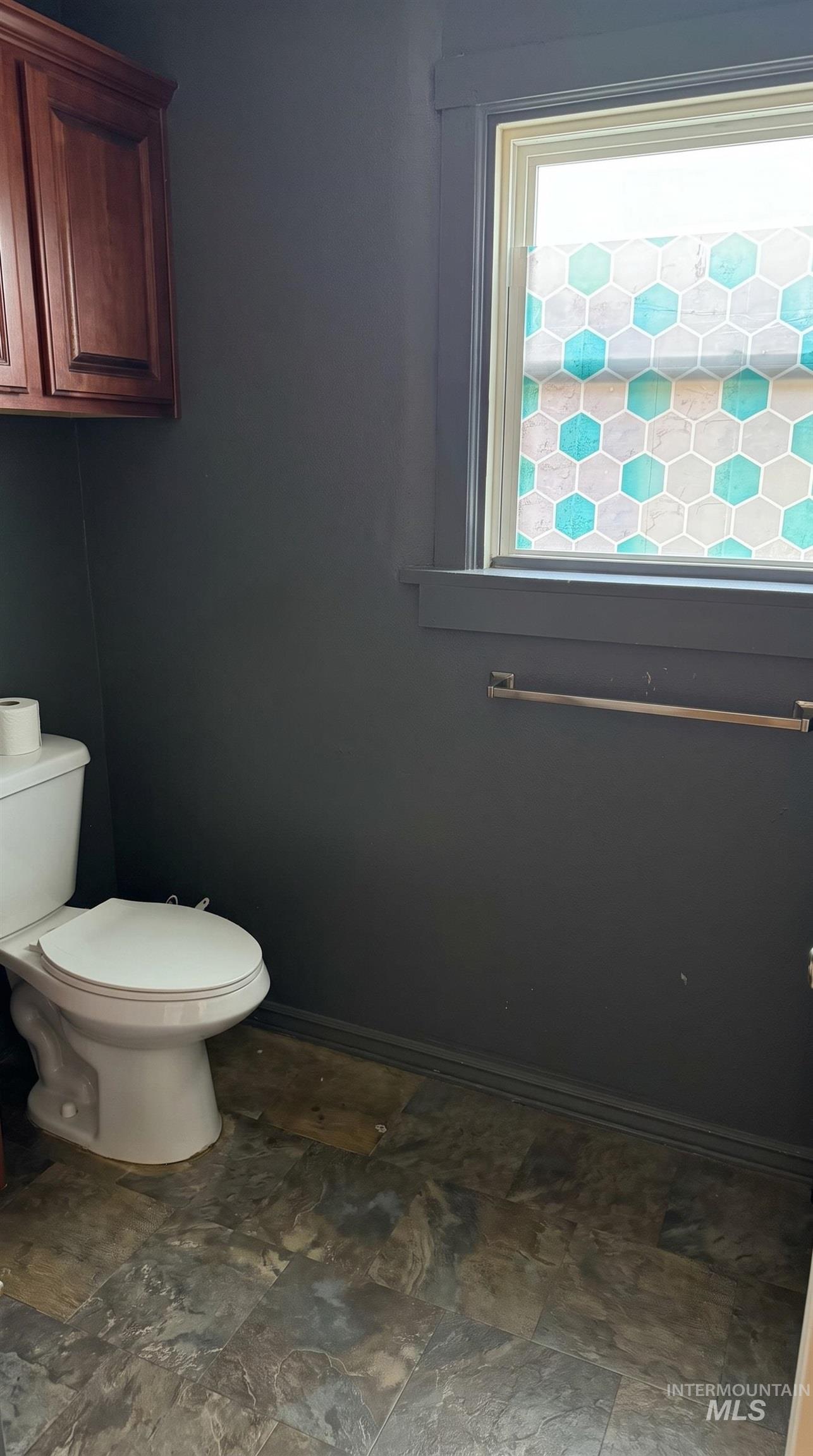 611 16th Ave North, Nampa, Idaho 83687, 4 Bedrooms, 2 Bathrooms, Residential For Sale, Price $330,000,MLS 98992134