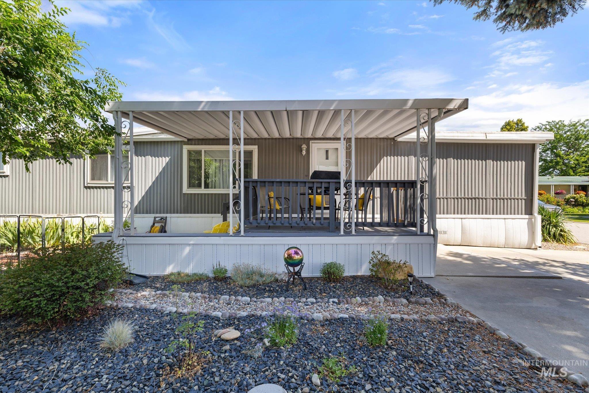 5573 Fairfax Ln, Boise, Idaho 83714, 2 Bedrooms, 1 Bathroom, Residential For Sale, Price $90,000,MLS 98992138