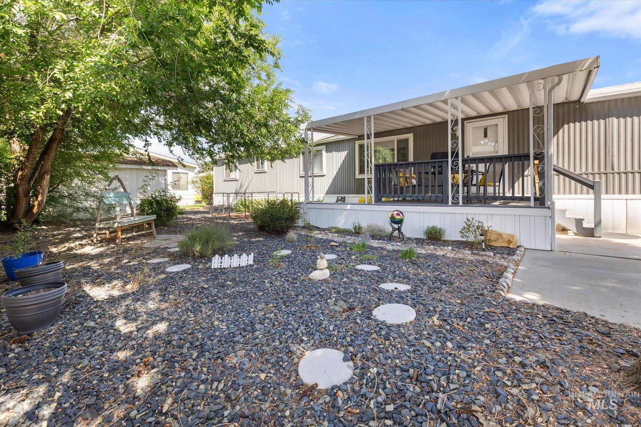5573 Fairfax Ln, Boise, Idaho 83714, 2 Bedrooms, 1 Bathroom, Residential For Sale, Price $90,000,MLS 98992138