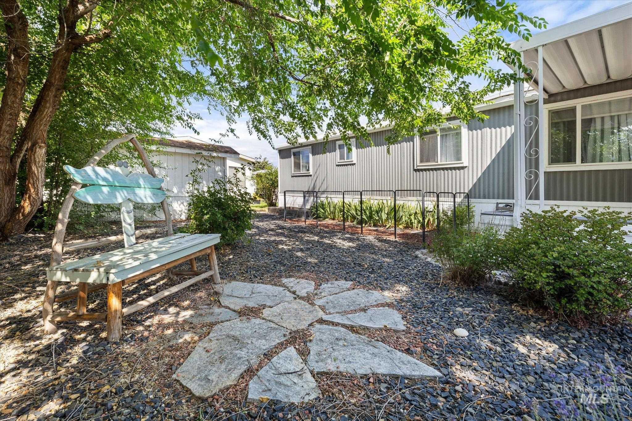 5573 Fairfax Ln, Boise, Idaho 83714, 2 Bedrooms, 1 Bathroom, Residential For Sale, Price $90,000,MLS 98992138