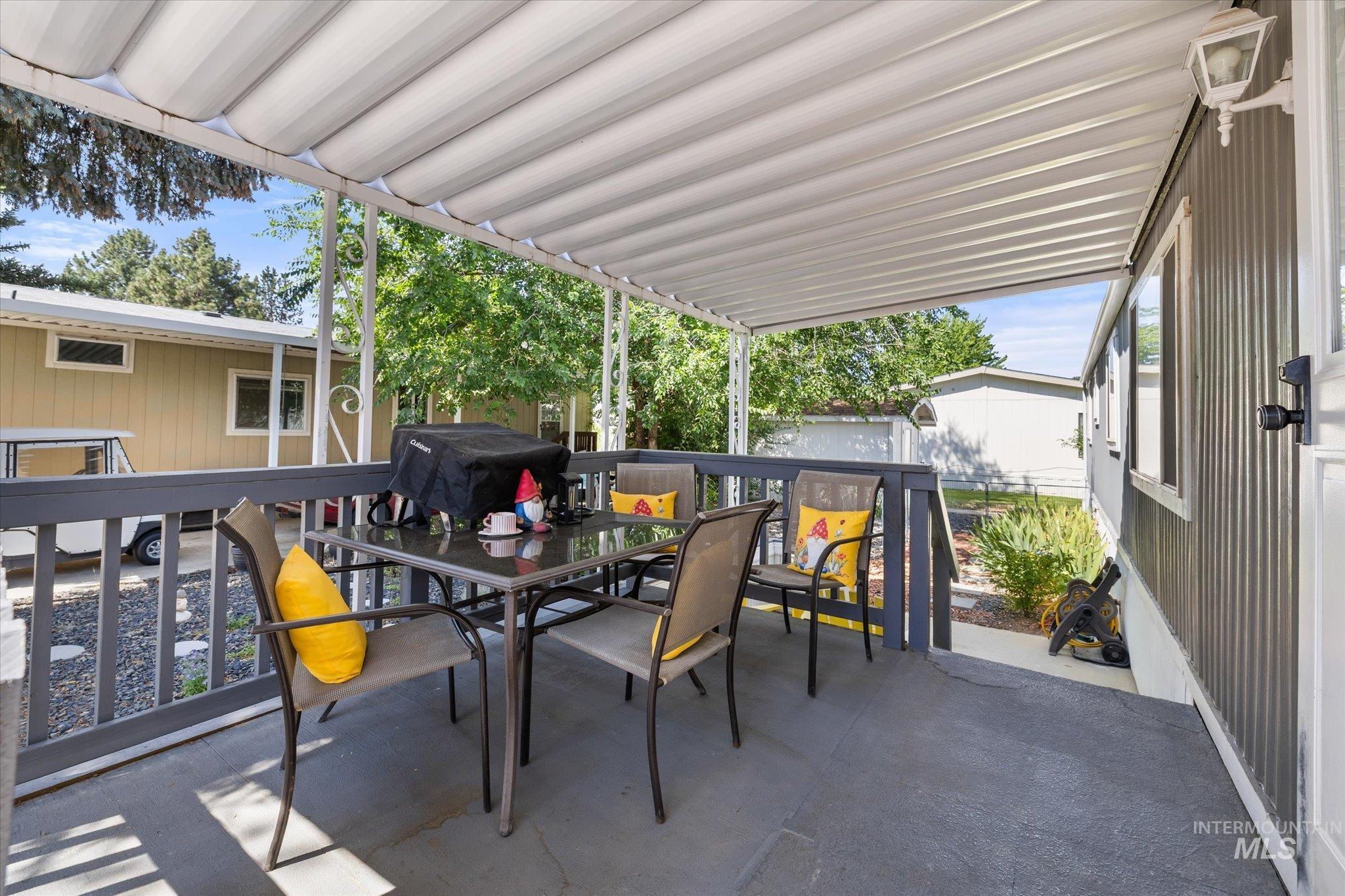 5573 Fairfax Ln, Boise, Idaho 83714, 2 Bedrooms, 1 Bathroom, Residential For Sale, Price $90,000,MLS 98992138