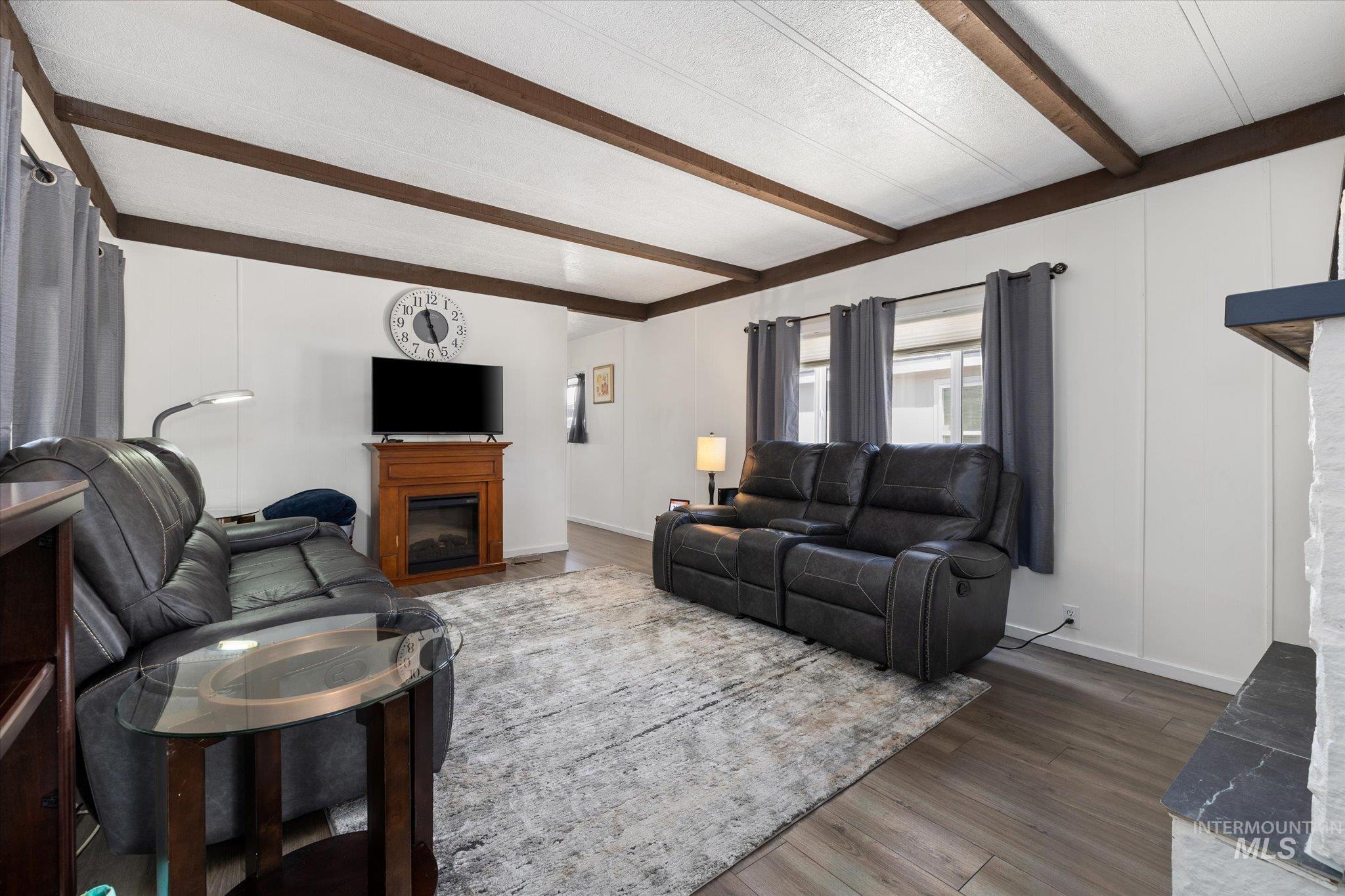 5573 Fairfax Ln, Boise, Idaho 83714, 2 Bedrooms, 1 Bathroom, Residential For Sale, Price $90,000,MLS 98992138