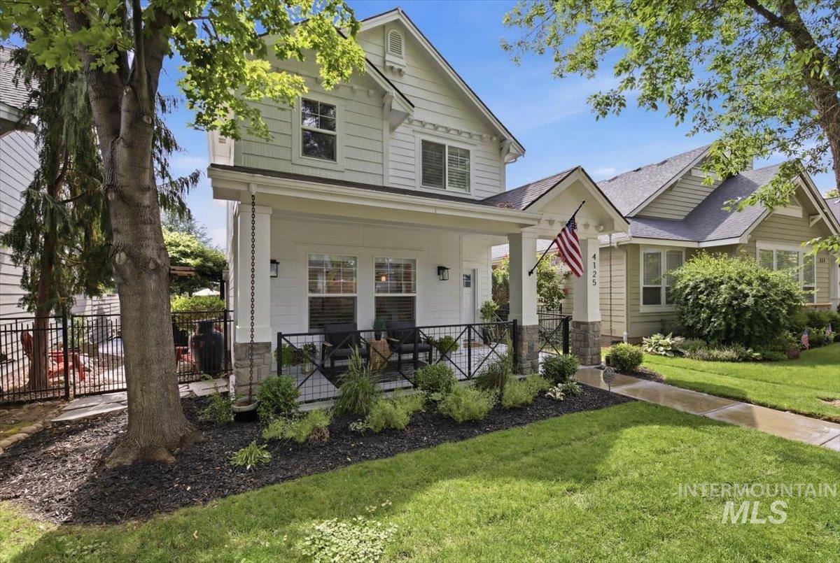 4125 E Barber Station Way, Boise, Hawaii 83716, 3 Bedrooms, 2.5 Bathrooms, Residential For Sale, Price $868,000,MLS 98992139