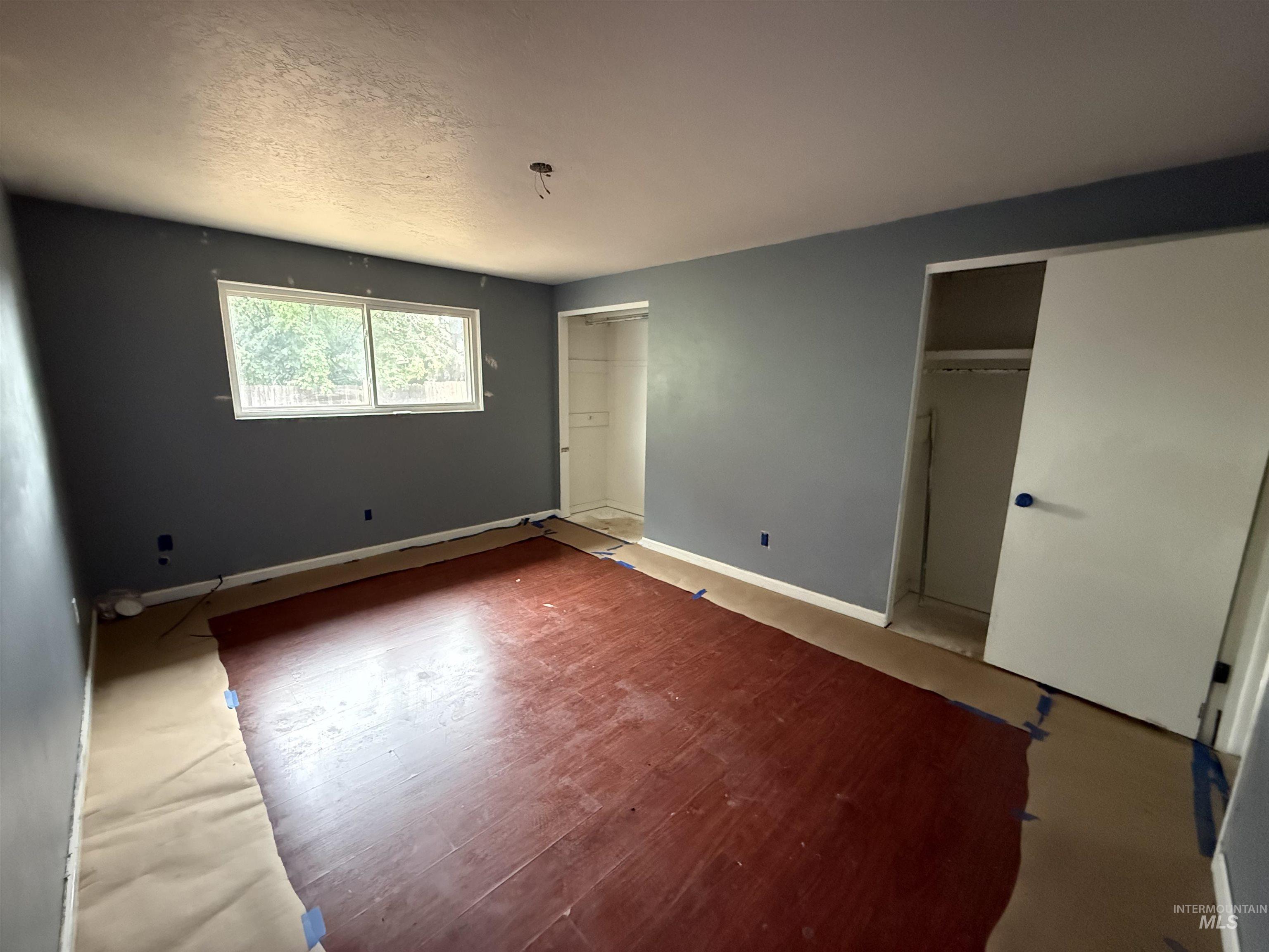 1904 NW 8th St, Meridian, Idaho 83646, 5 Bedrooms, 2 Bathrooms, Residential For Sale, Price $440,000,MLS 98992140
